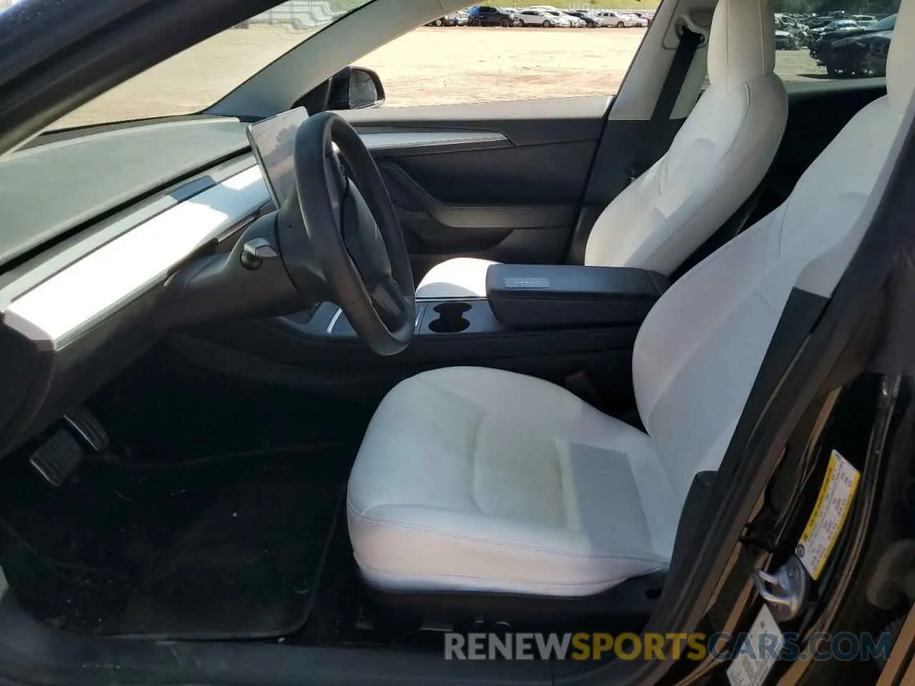 7 Photograph of a damaged car 5YJ3E1EB9MF052538 TESLA MODEL 3 2021