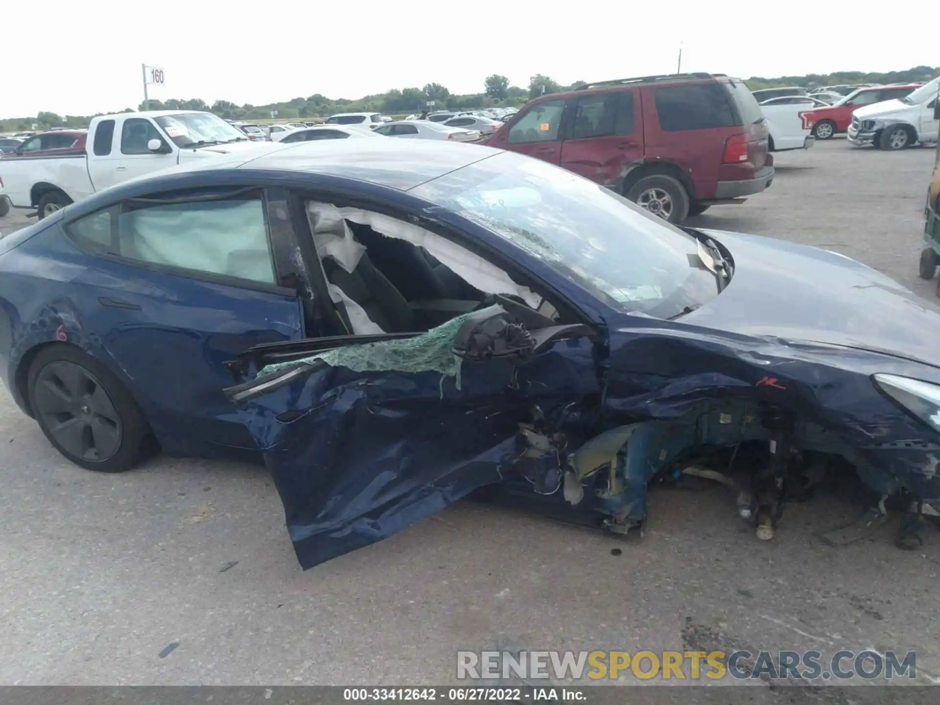 6 Photograph of a damaged car 5YJ3E1EB9MF054855 TESLA MODEL 3 2021