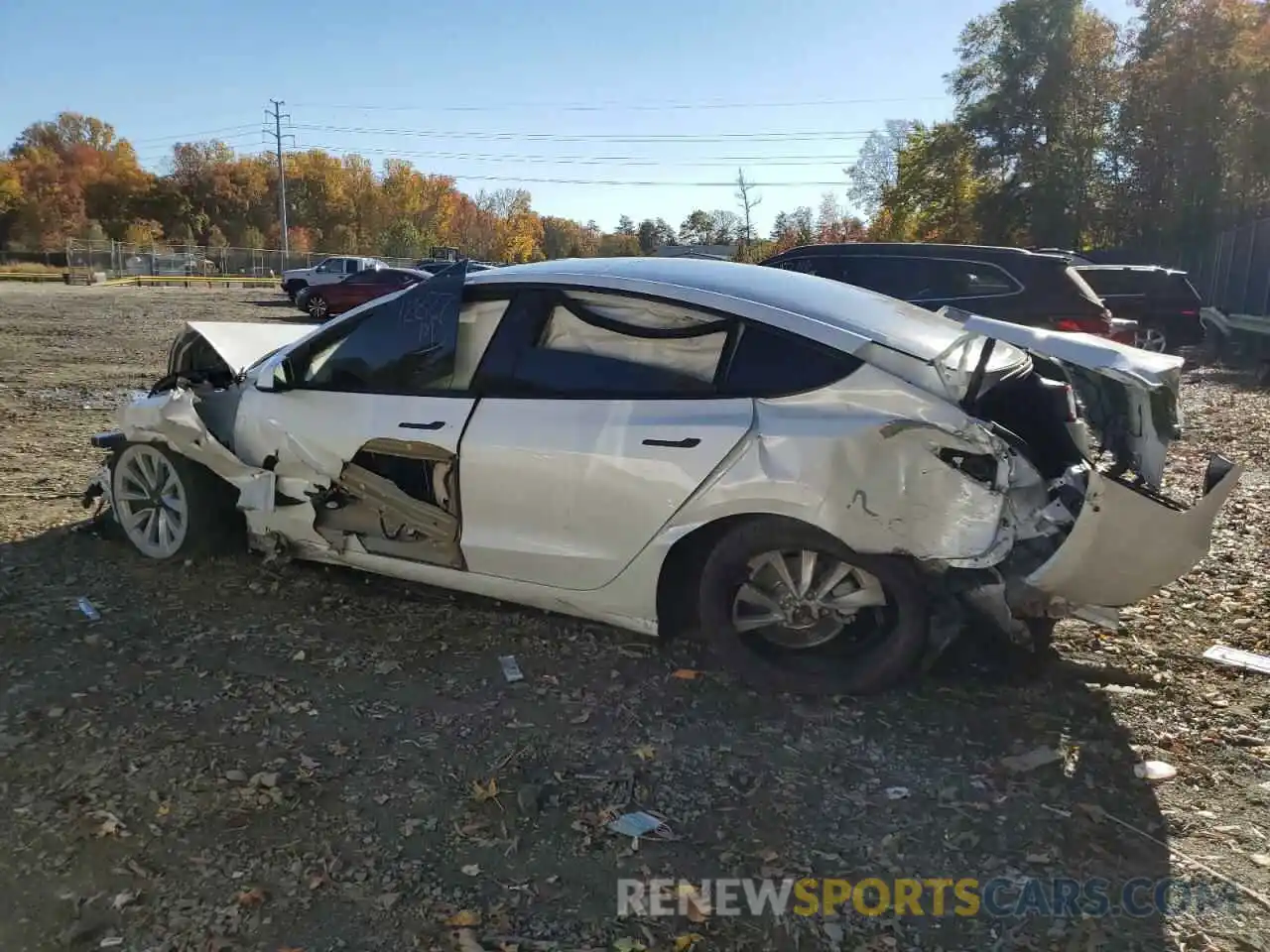 10 Photograph of a damaged car 5YJ3E1EB9MF083806 TESLA MODEL 3 2021