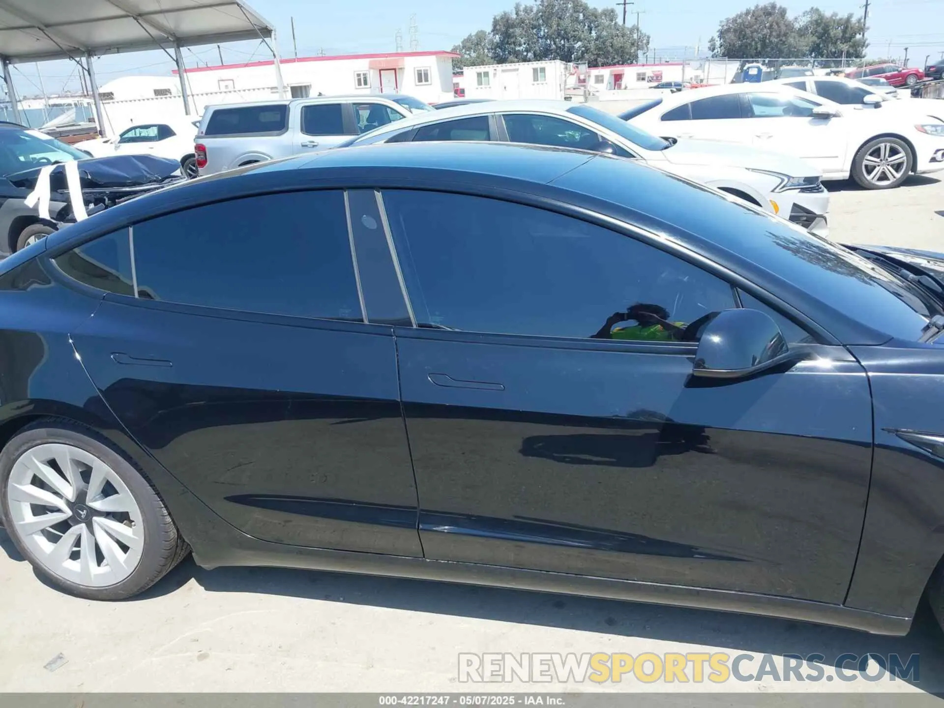 13 Photograph of a damaged car 5YJ3E1EB9MF871260 TESLA MODEL 3 2021