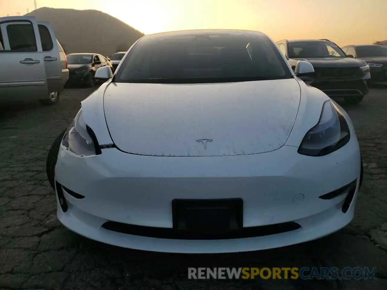 5 Photograph of a damaged car 5YJ3E1EB9MF872649 TESLA MODEL 3 2021