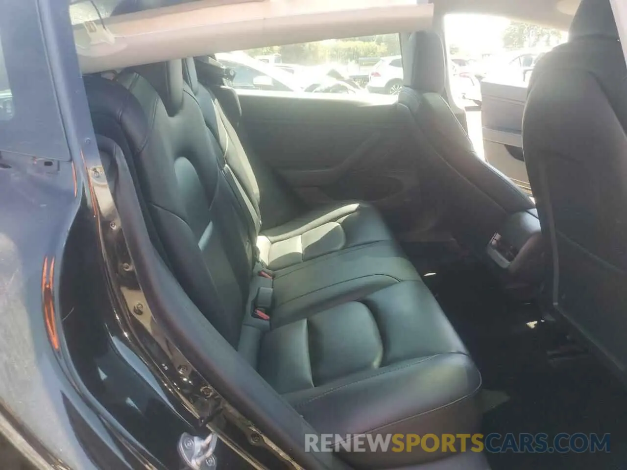 10 Photograph of a damaged car 5YJ3E1EB9MF877348 TESLA MODEL 3 2021