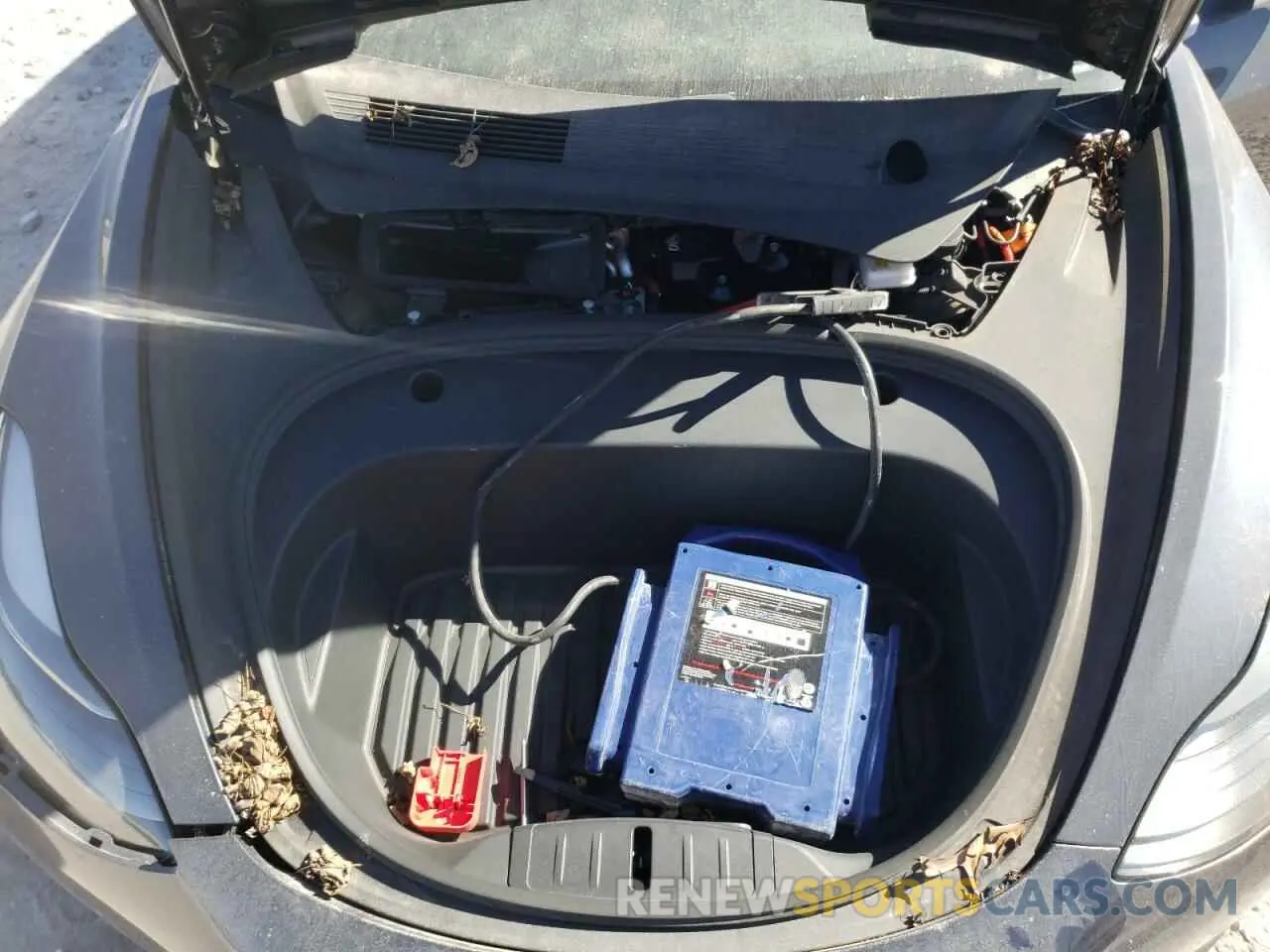 11 Photograph of a damaged car 5YJ3E1EB9MF903060 TESLA MODEL 3 2021