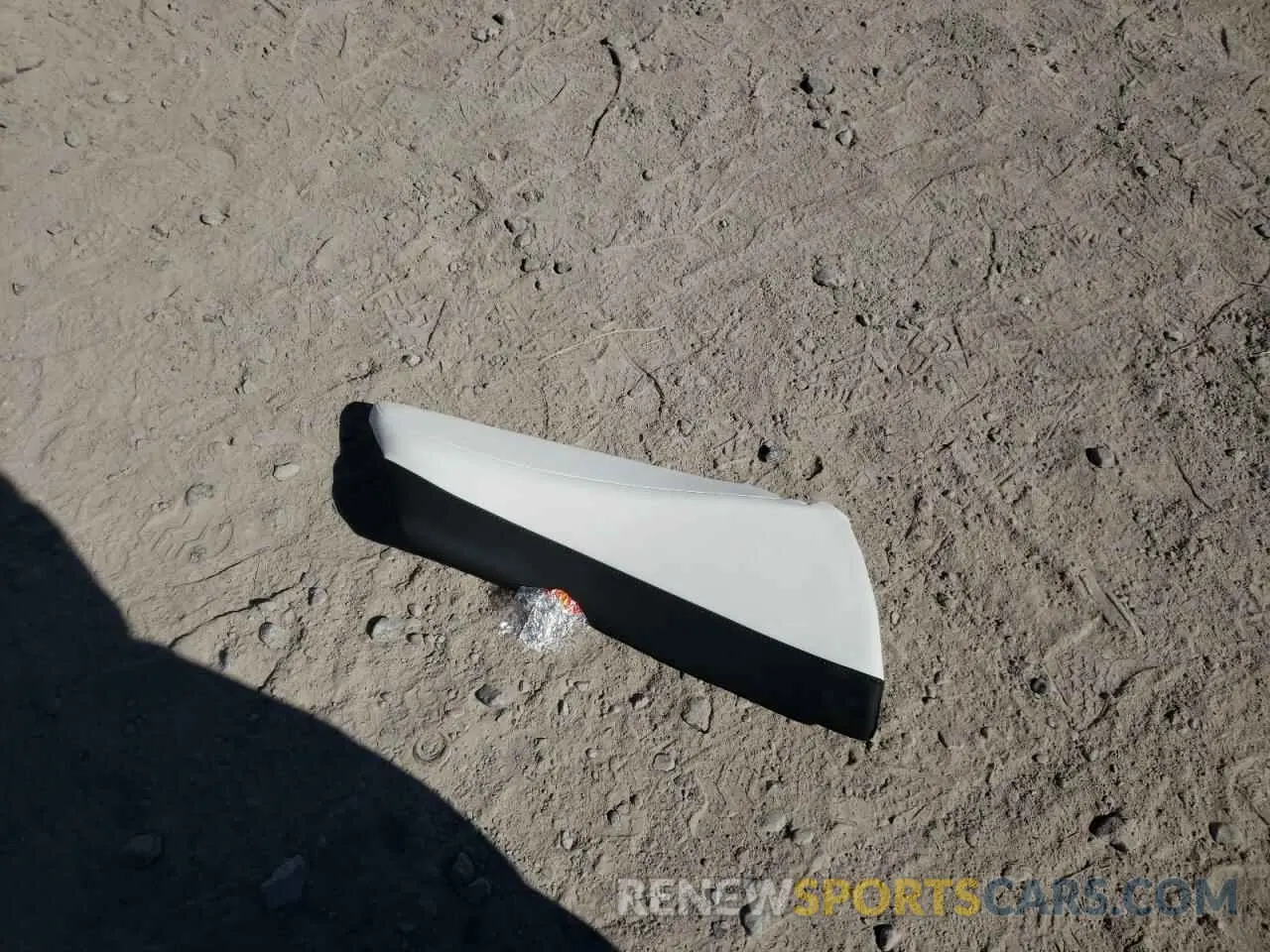 12 Photograph of a damaged car 5YJ3E1EB9MF903060 TESLA MODEL 3 2021