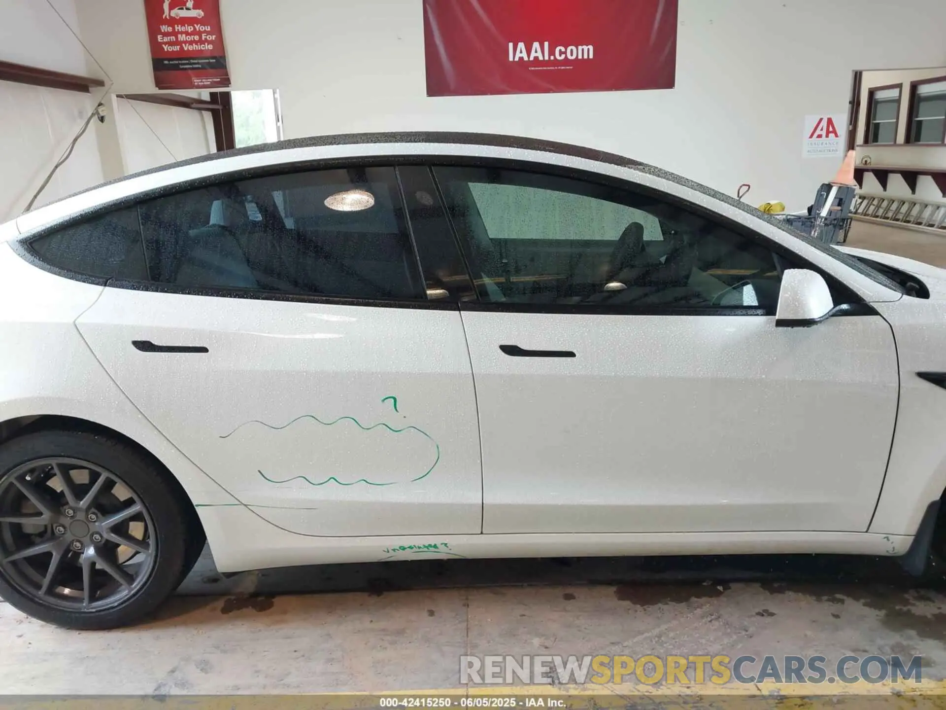 12 Photograph of a damaged car 5YJ3E1EB9MF903382 TESLA MODEL 3 2021