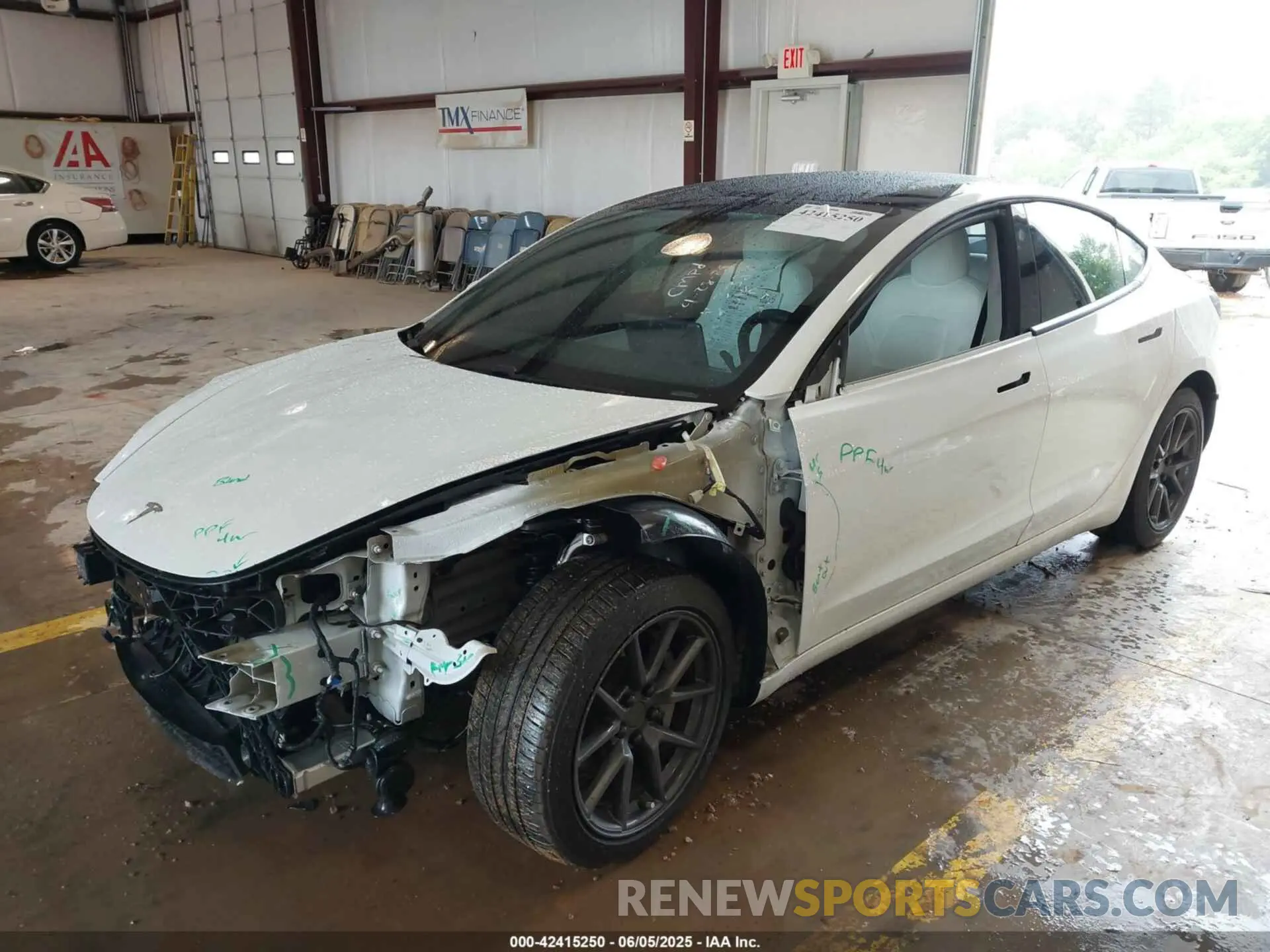 2 Photograph of a damaged car 5YJ3E1EB9MF903382 TESLA MODEL 3 2021