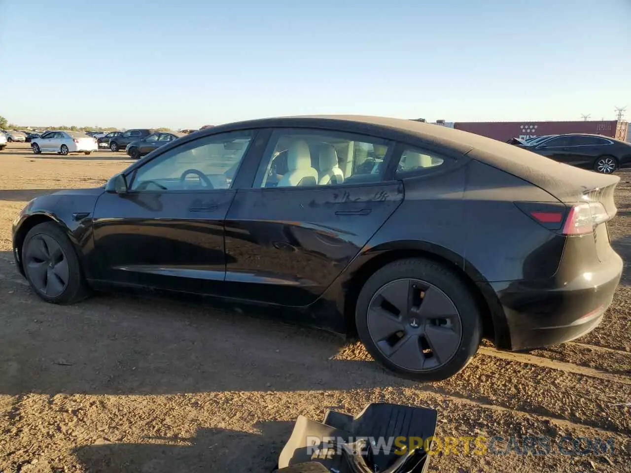 2 Photograph of a damaged car 5YJ3E1EB9MF918058 TESLA MODEL 3 2021