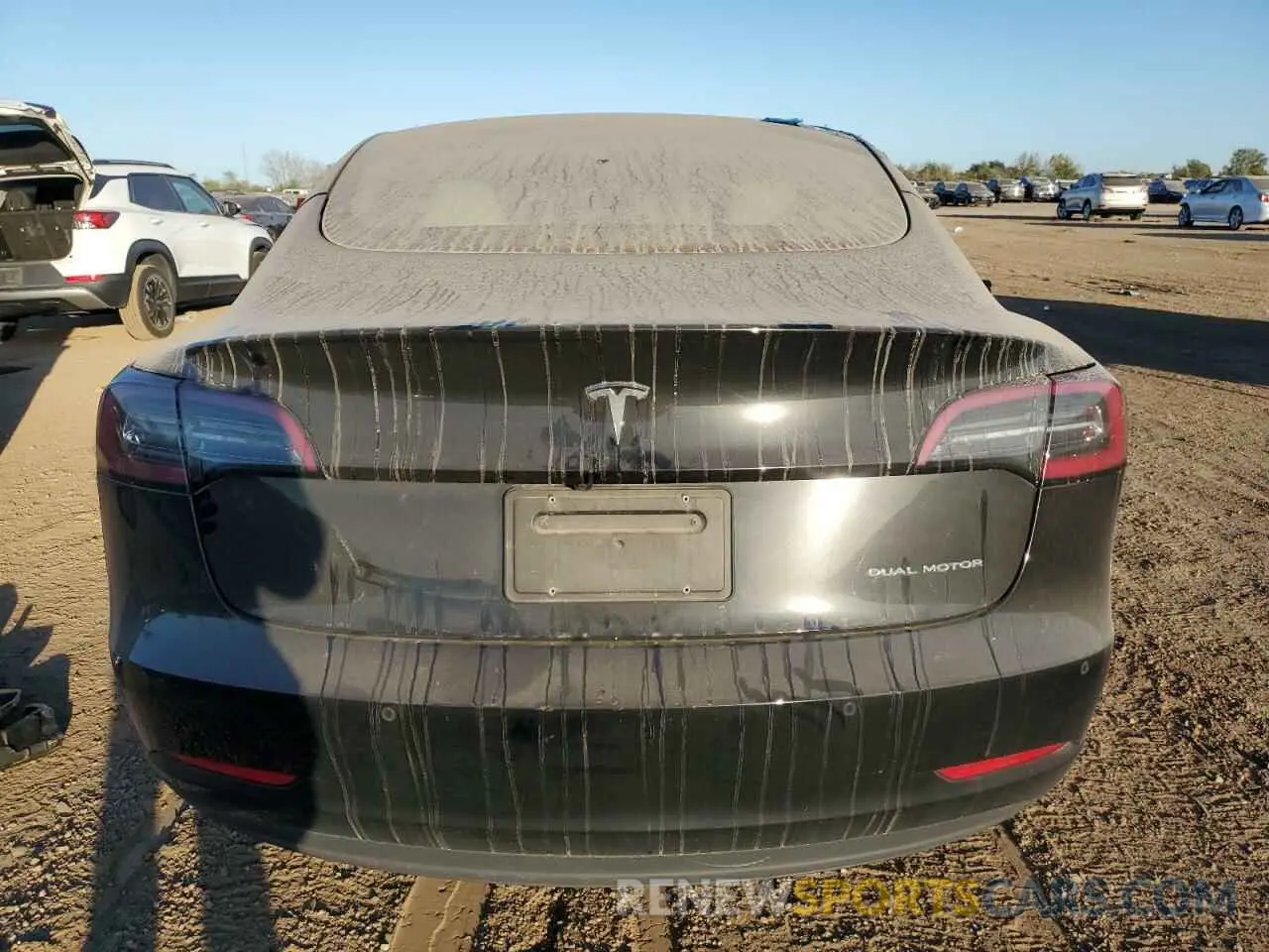 6 Photograph of a damaged car 5YJ3E1EB9MF918058 TESLA MODEL 3 2021