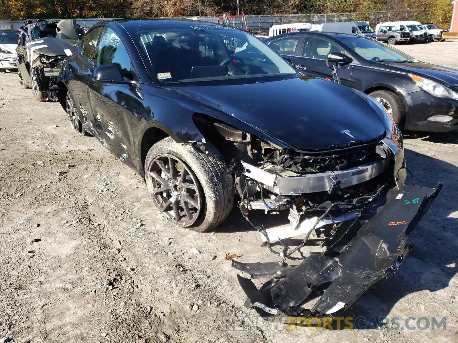 1 Photograph of a damaged car 5YJ3E1EB9MF924040 TESLA MODEL 3 2021