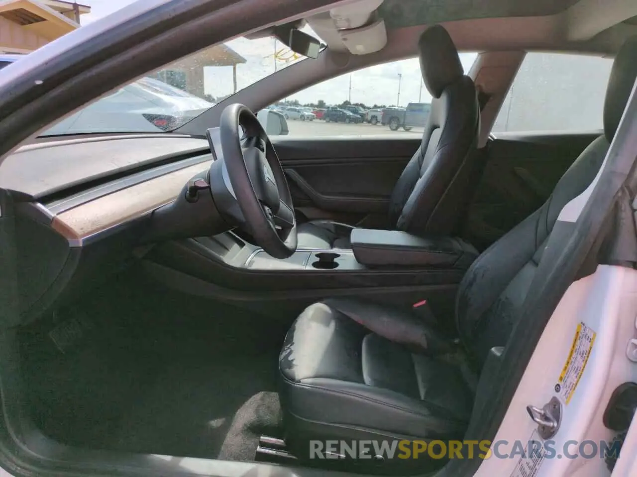 7 Photograph of a damaged car 5YJ3E1EB9MF924345 TESLA MODEL 3 2021
