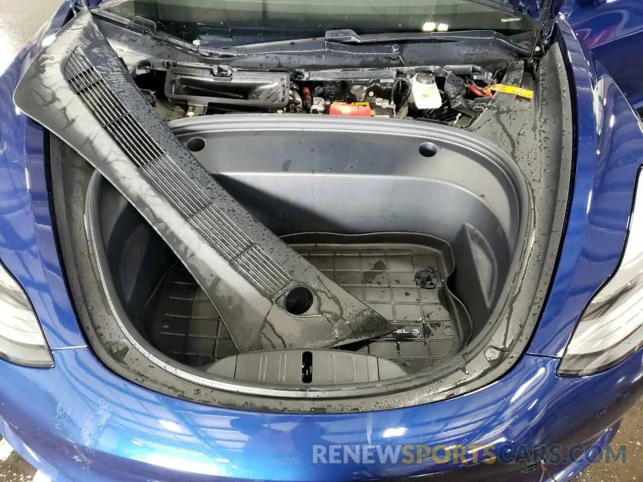 11 Photograph of a damaged car 5YJ3E1EB9MF927990 TESLA MODEL 3 2021