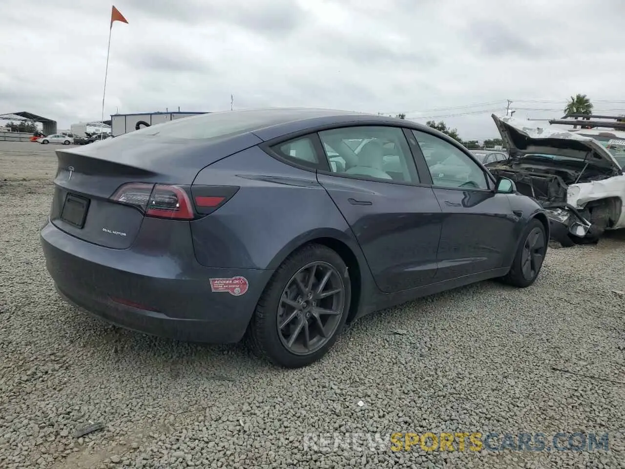 3 Photograph of a damaged car 5YJ3E1EB9MF937533 TESLA MODEL 3 2021