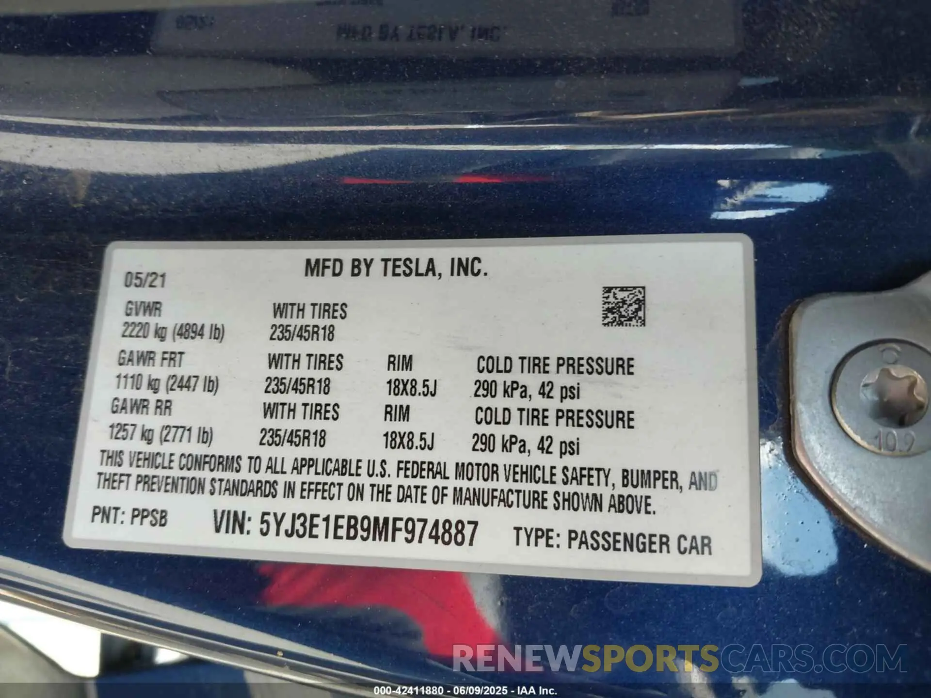 9 Photograph of a damaged car 5YJ3E1EB9MF974887 TESLA MODEL 3 2021