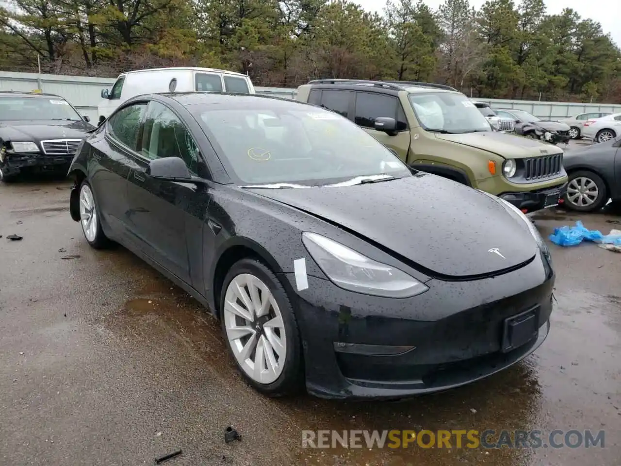 1 Photograph of a damaged car 5YJ3E1EB9MF974999 TESLA MODEL 3 2021