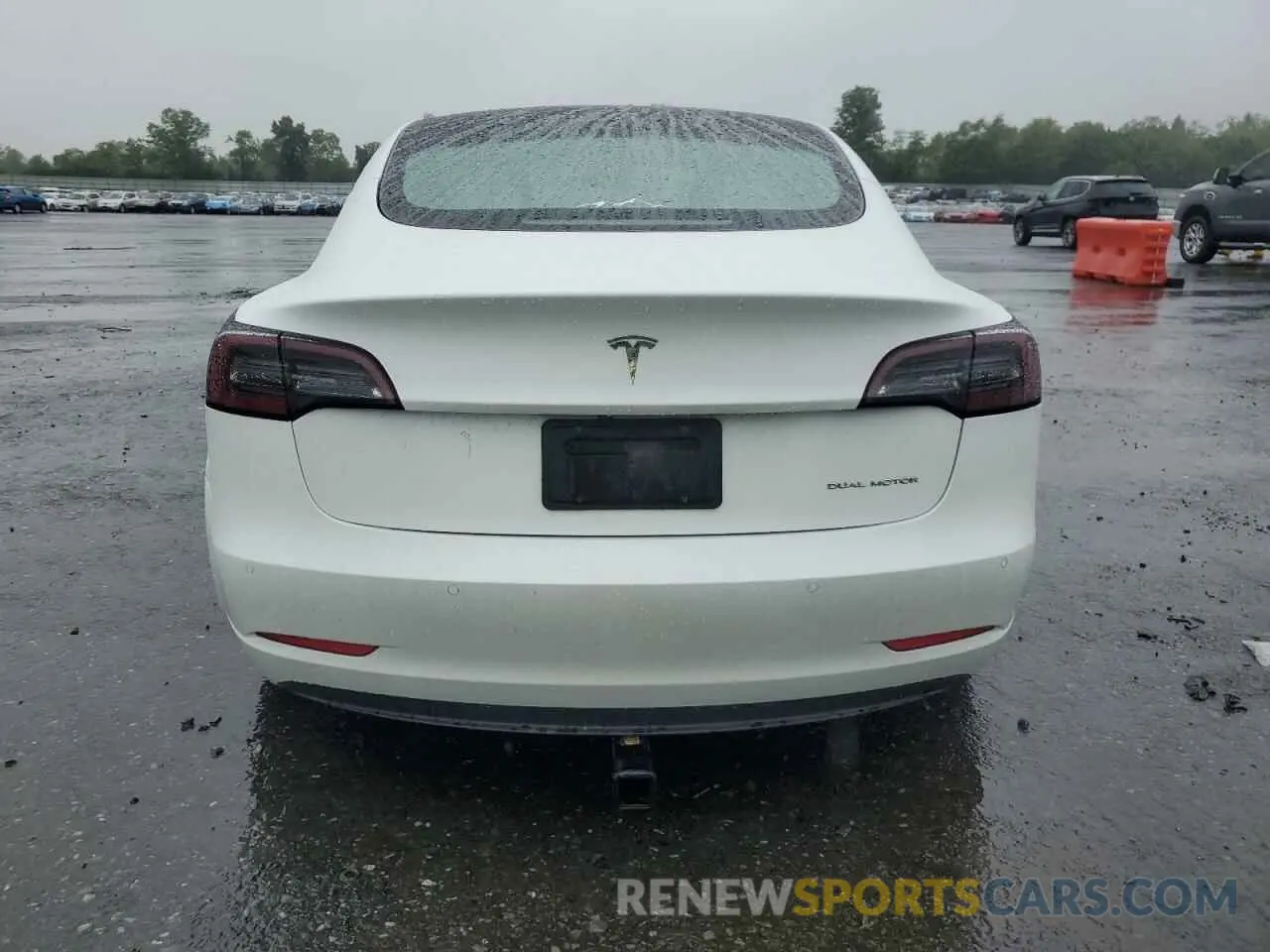 6 Photograph of a damaged car 5YJ3E1EB9MF975490 TESLA MODEL 3 2021