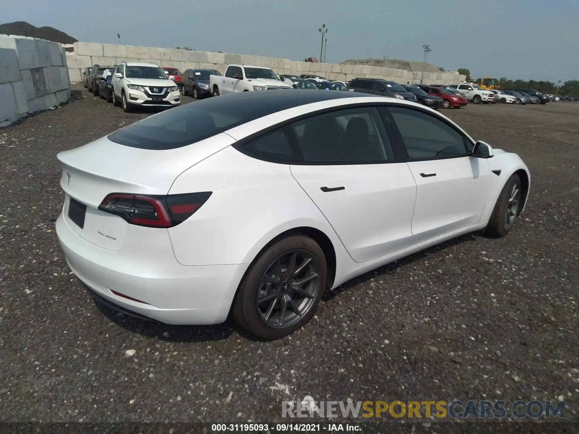 4 Photograph of a damaged car 5YJ3E1EB9MF988272 TESLA MODEL 3 2021