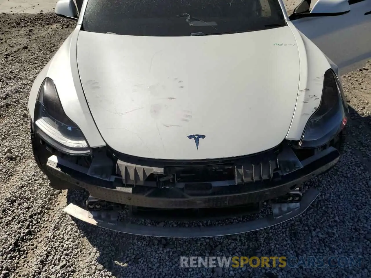 11 Photograph of a damaged car 5YJ3E1EB9MF997778 TESLA MODEL 3 2021