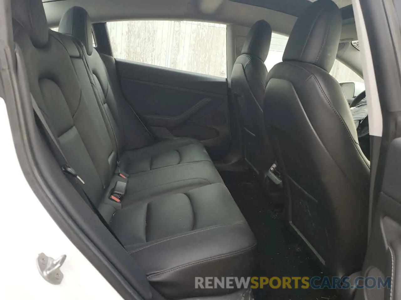 10 Photograph of a damaged car 5YJ3E1EBXMF032993 TESLA MODEL 3 2021