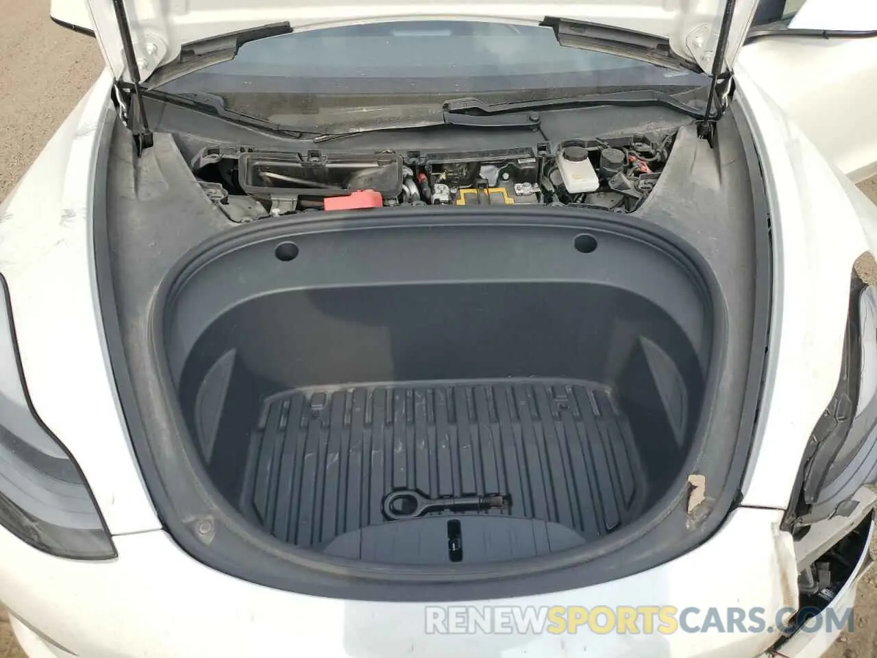 11 Photograph of a damaged car 5YJ3E1EBXMF032993 TESLA MODEL 3 2021