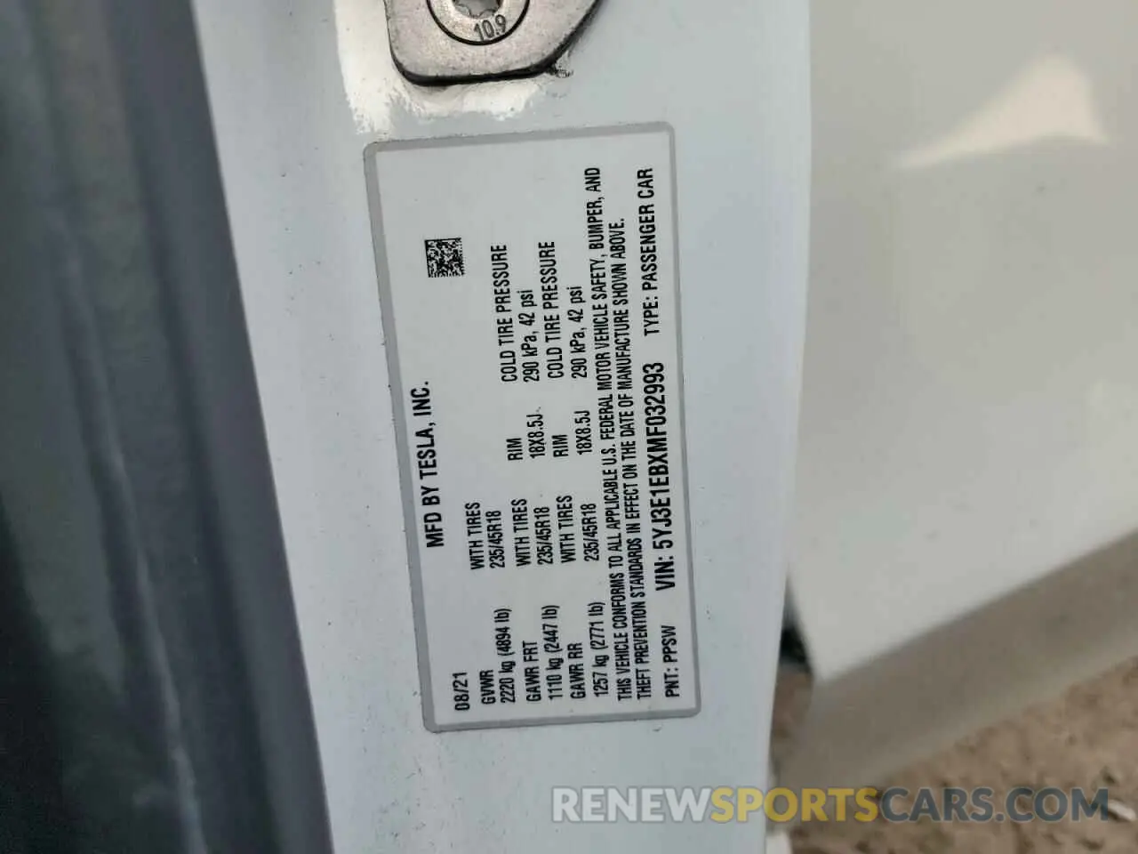12 Photograph of a damaged car 5YJ3E1EBXMF032993 TESLA MODEL 3 2021