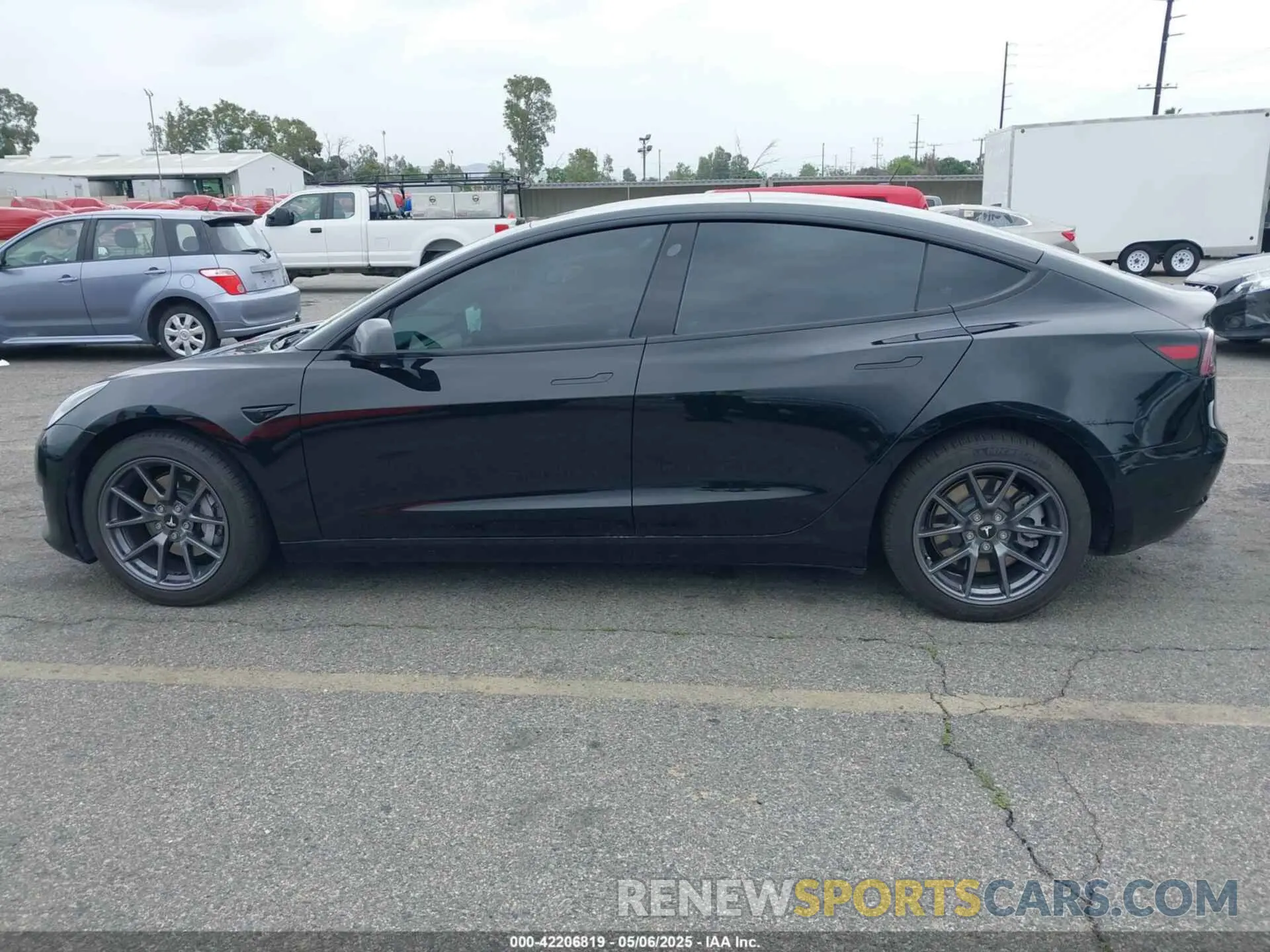 14 Photograph of a damaged car 5YJ3E1EBXMF050068 TESLA MODEL 3 2021