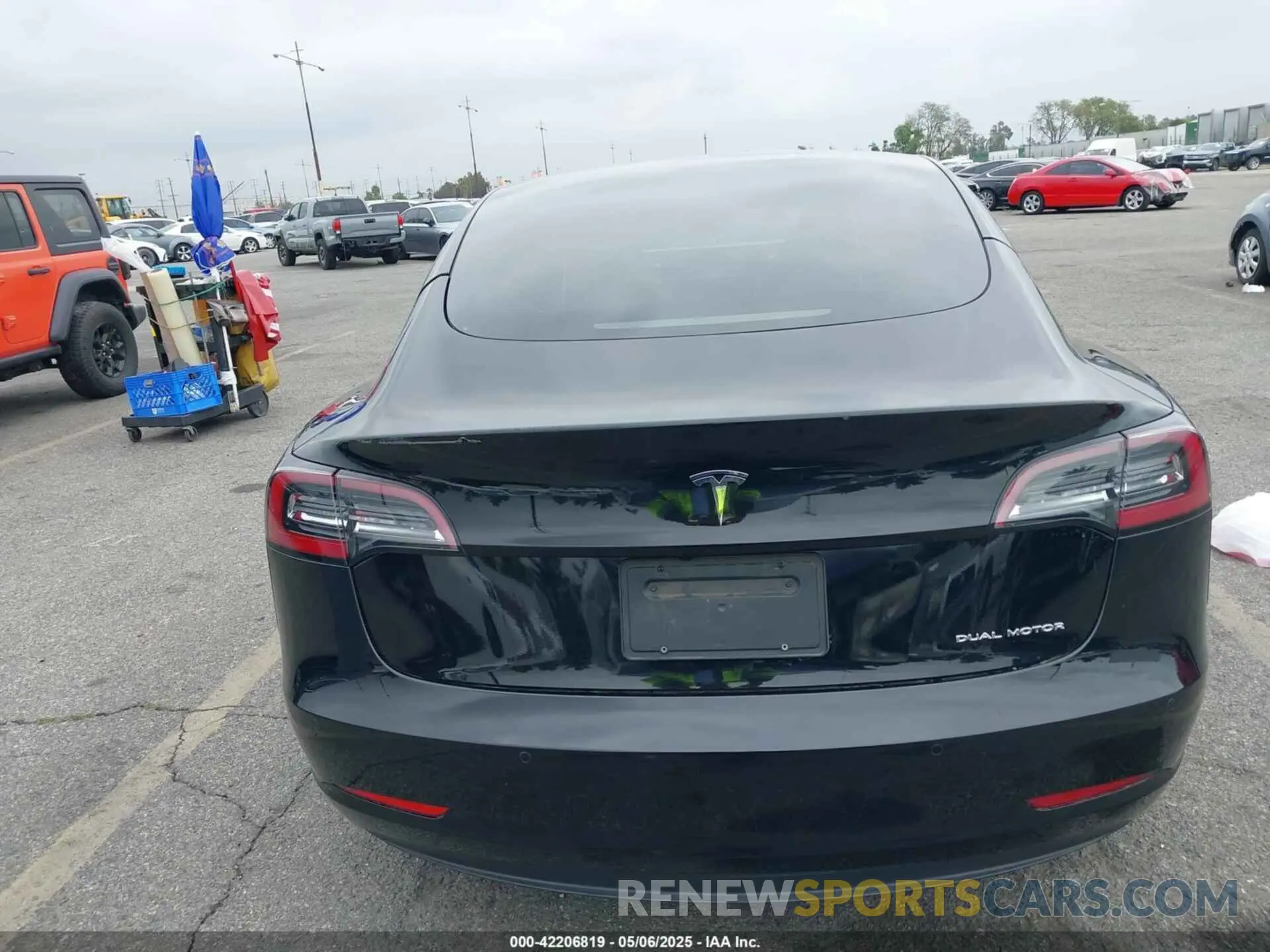 16 Photograph of a damaged car 5YJ3E1EBXMF050068 TESLA MODEL 3 2021