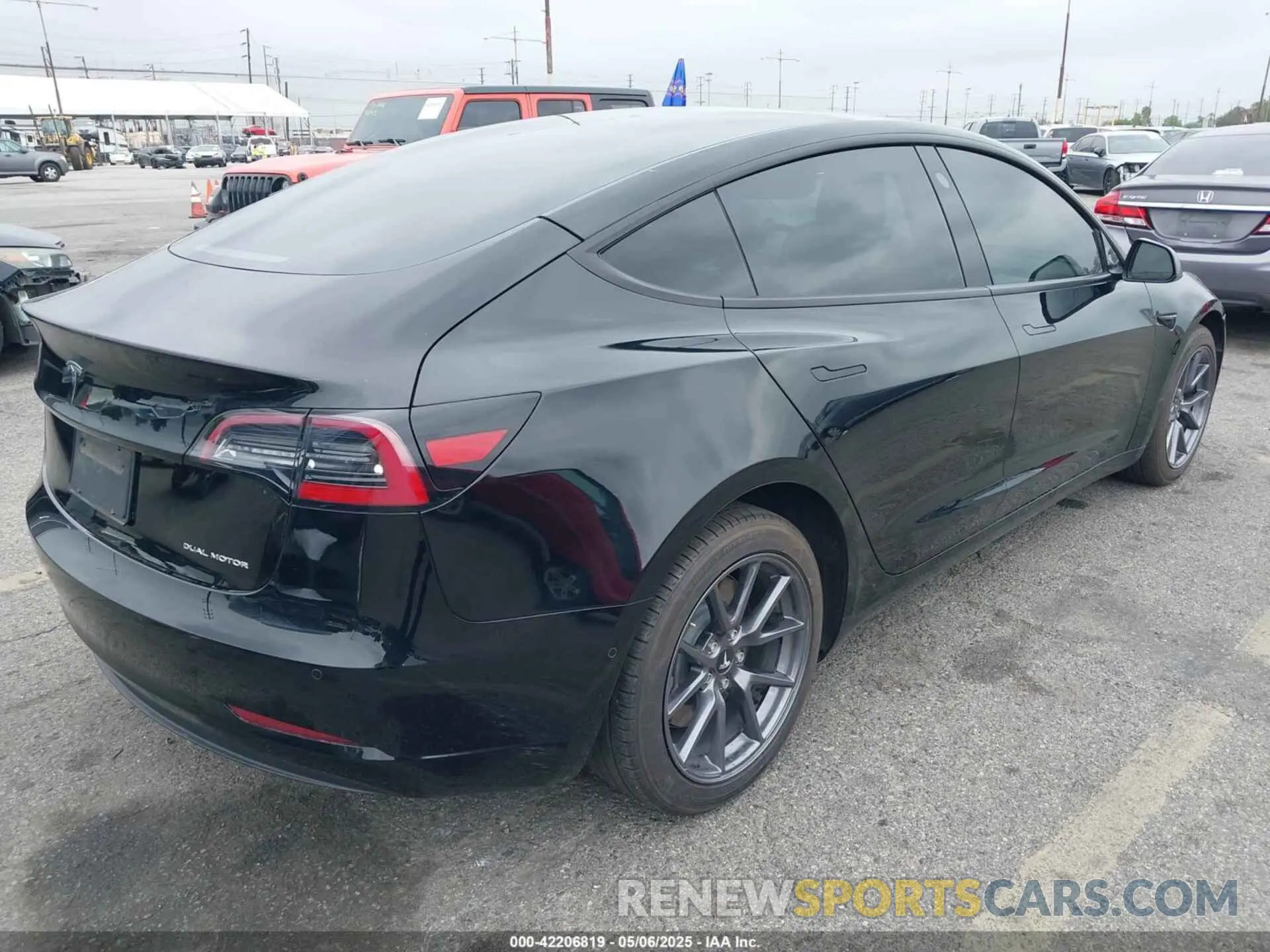 4 Photograph of a damaged car 5YJ3E1EBXMF050068 TESLA MODEL 3 2021