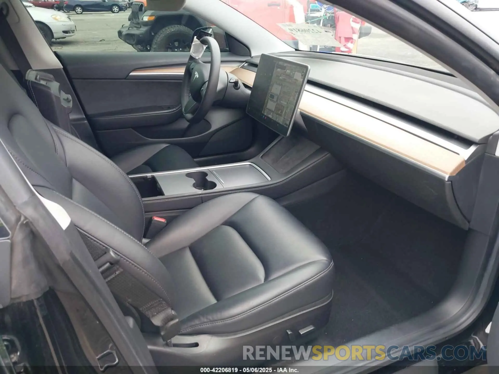 5 Photograph of a damaged car 5YJ3E1EBXMF050068 TESLA MODEL 3 2021