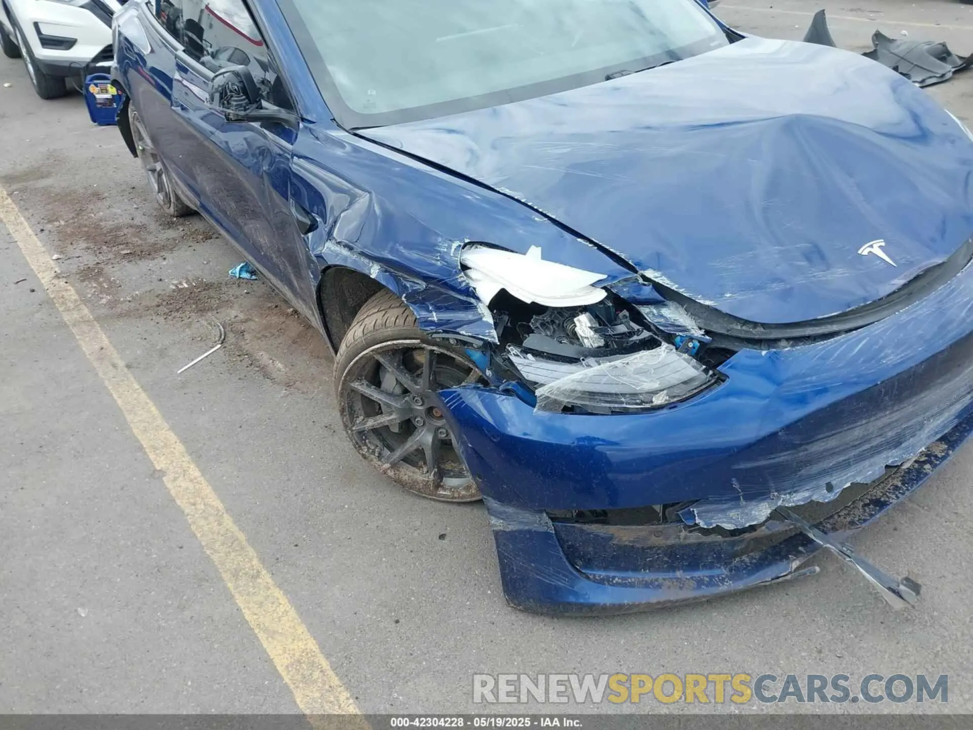 6 Photograph of a damaged car 5YJ3E1EBXMF054945 TESLA MODEL 3 2021