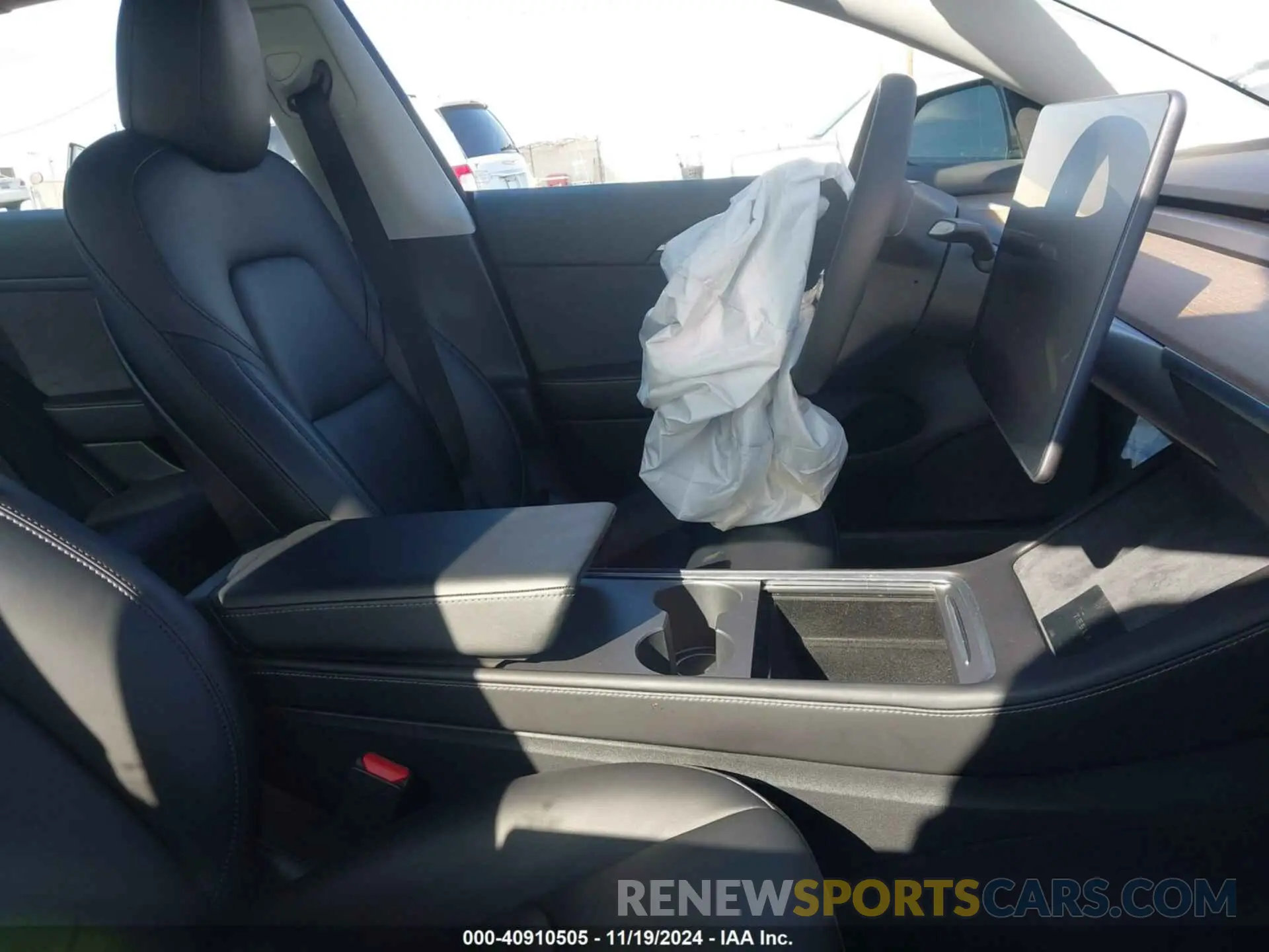 5 Photograph of a damaged car 5YJ3E1EBXMF068649 TESLA MODEL 3 2021