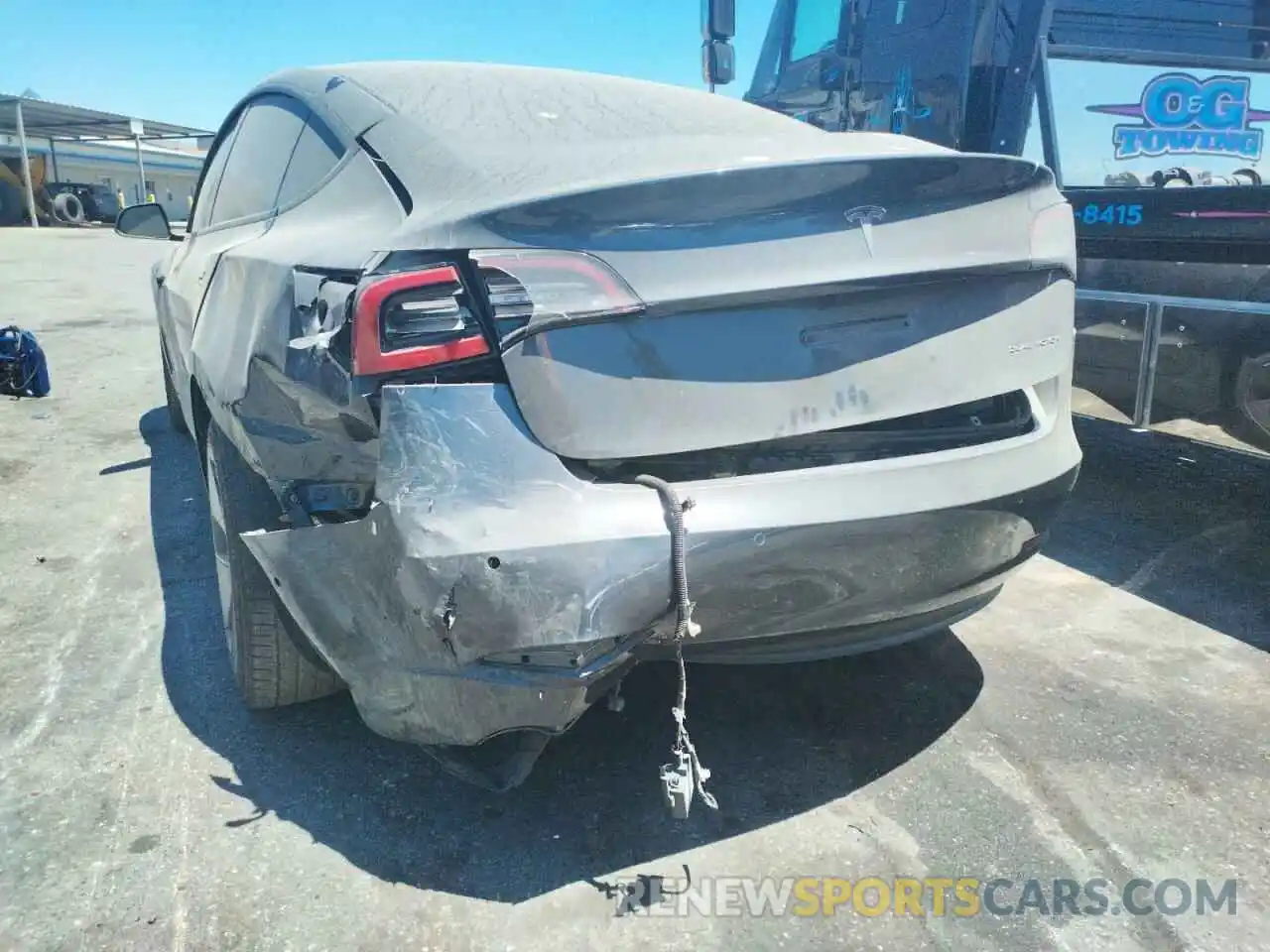 9 Photograph of a damaged car 5YJ3E1EBXMF070899 TESLA MODEL 3 2021