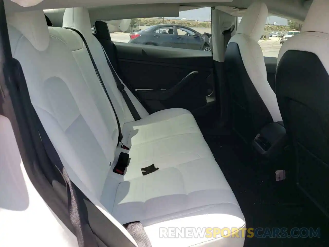 6 Photograph of a damaged car 5YJ3E1EBXMF084639 TESLA MODEL 3 2021