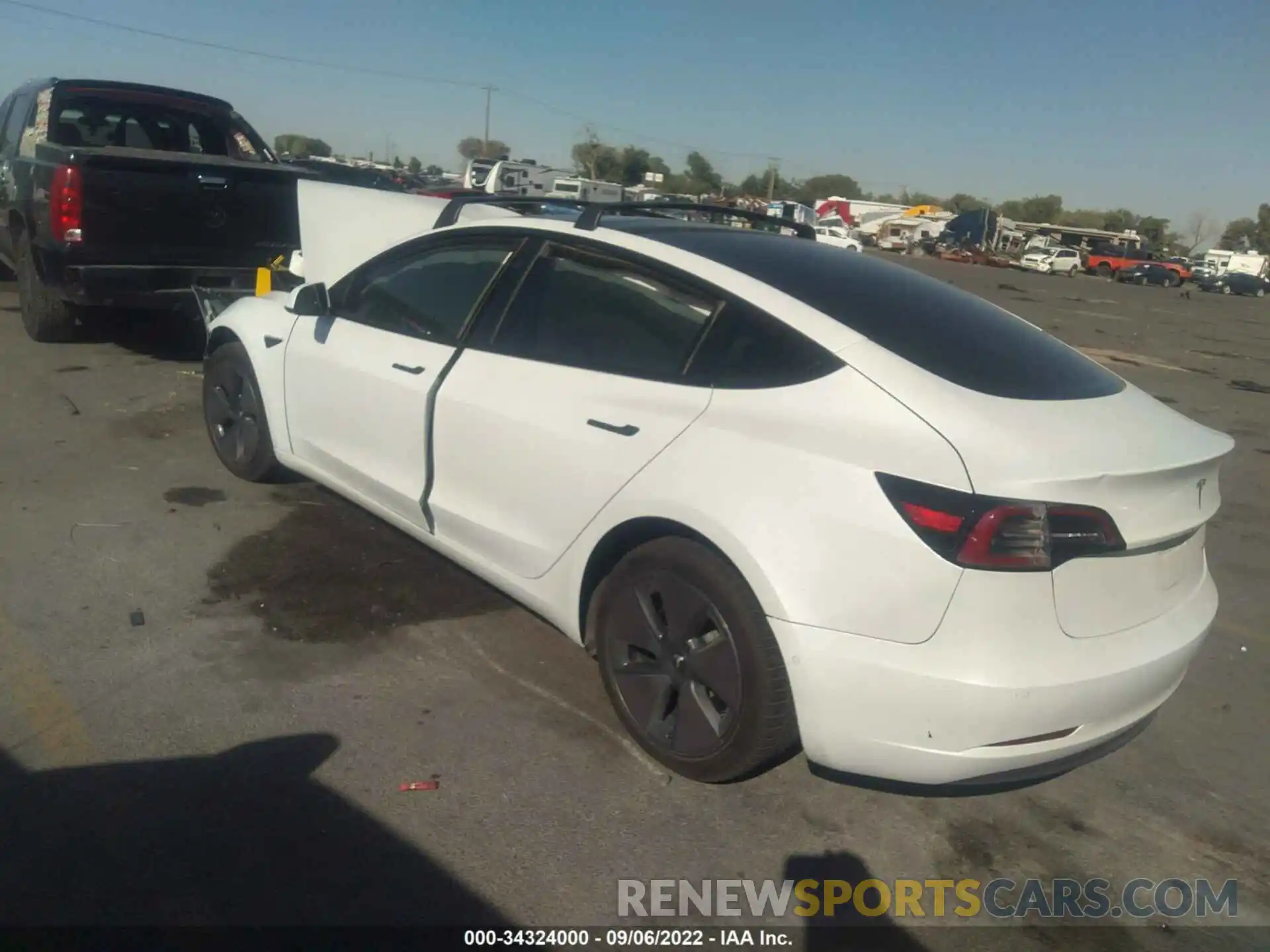 3 Photograph of a damaged car 5YJ3E1EBXMF852801 TESLA MODEL 3 2021