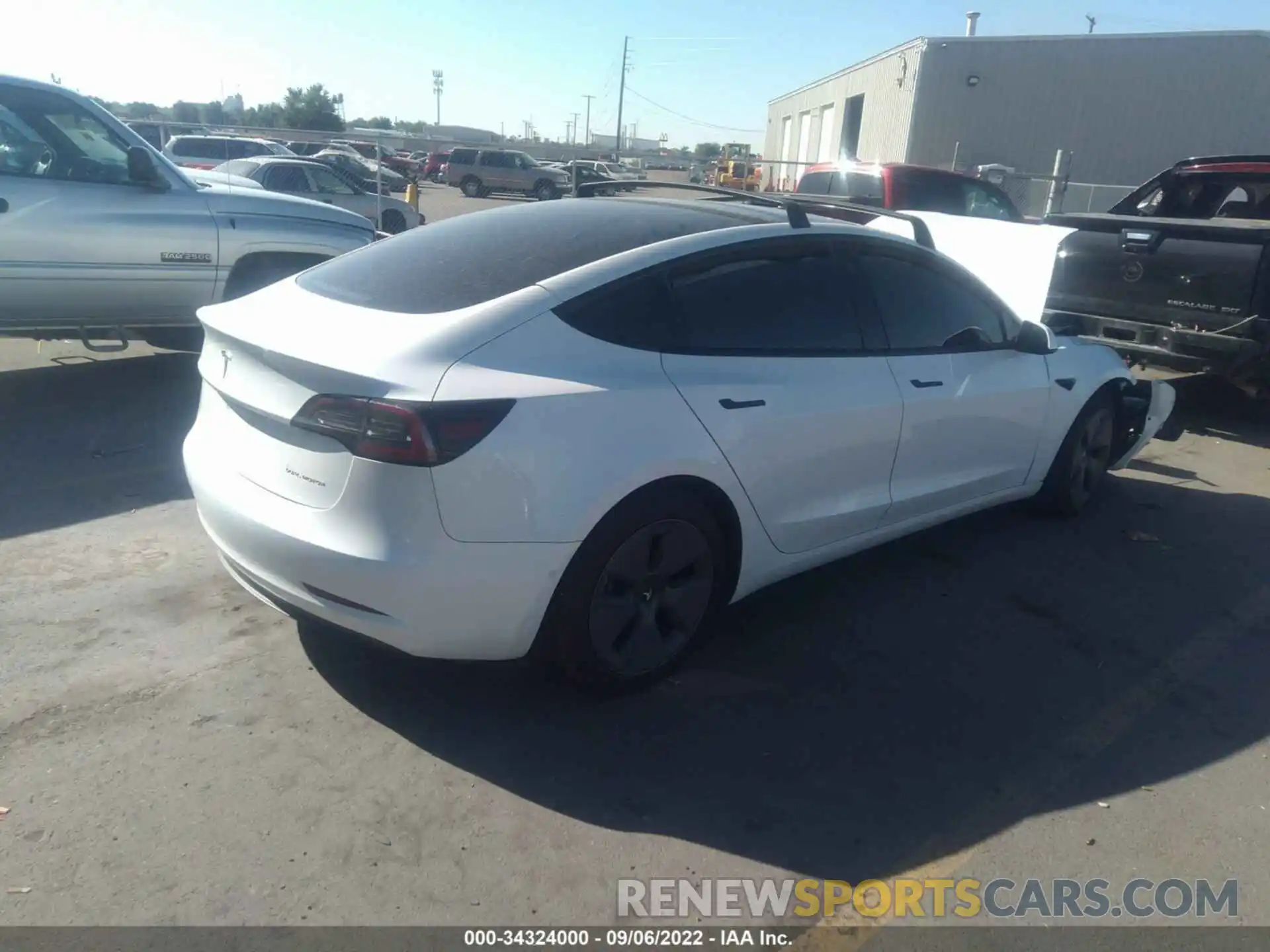 4 Photograph of a damaged car 5YJ3E1EBXMF852801 TESLA MODEL 3 2021