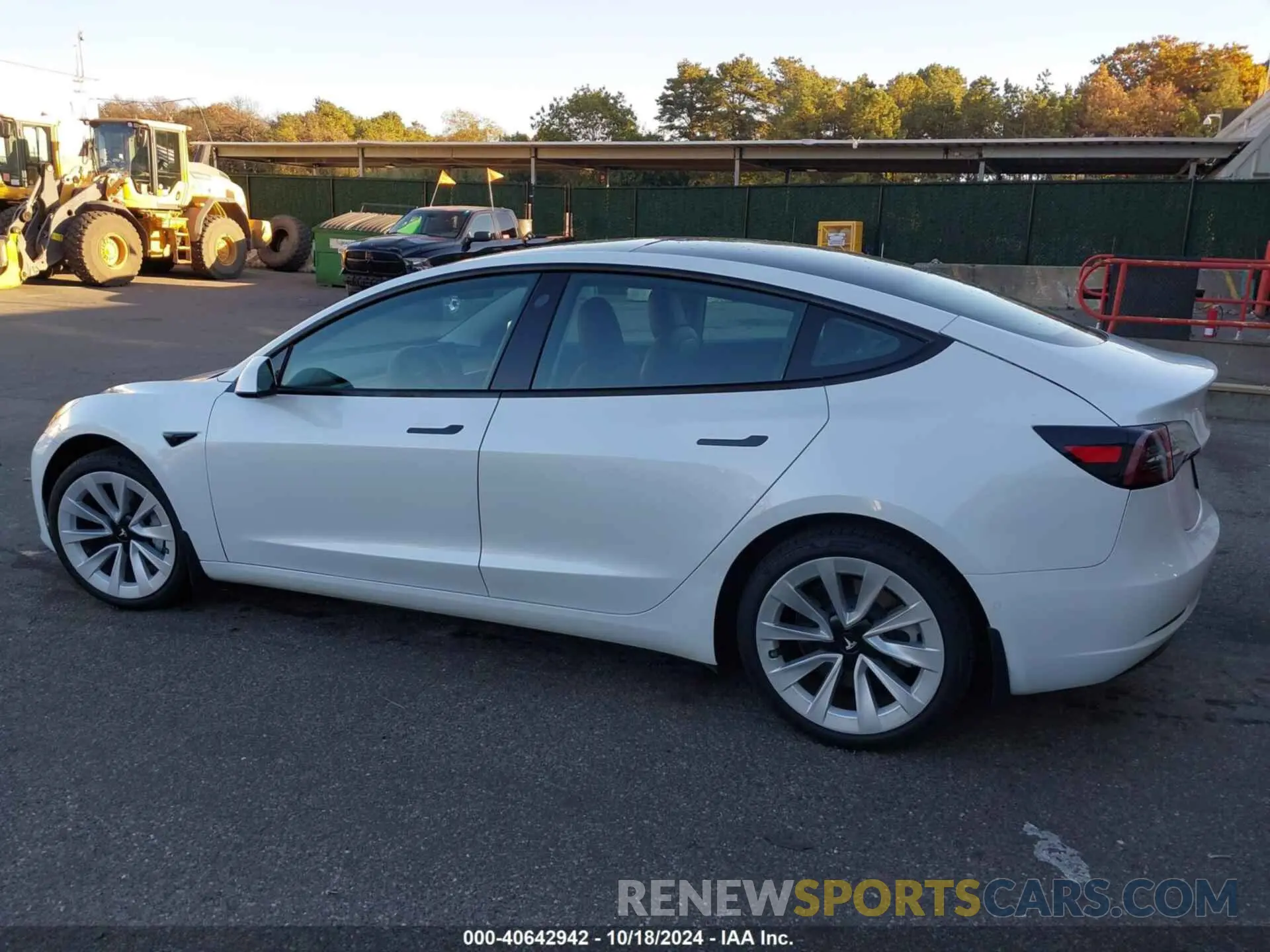 3 Photograph of a damaged car 5YJ3E1EBXMF855729 TESLA MODEL 3 2021