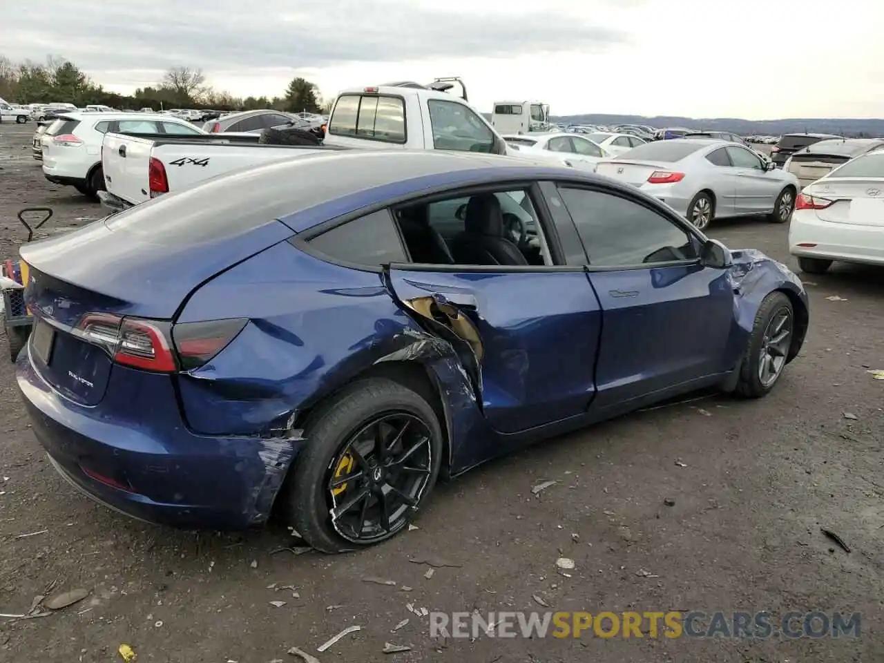 3 Photograph of a damaged car 5YJ3E1EBXMF923821 TESLA MODEL 3 2021