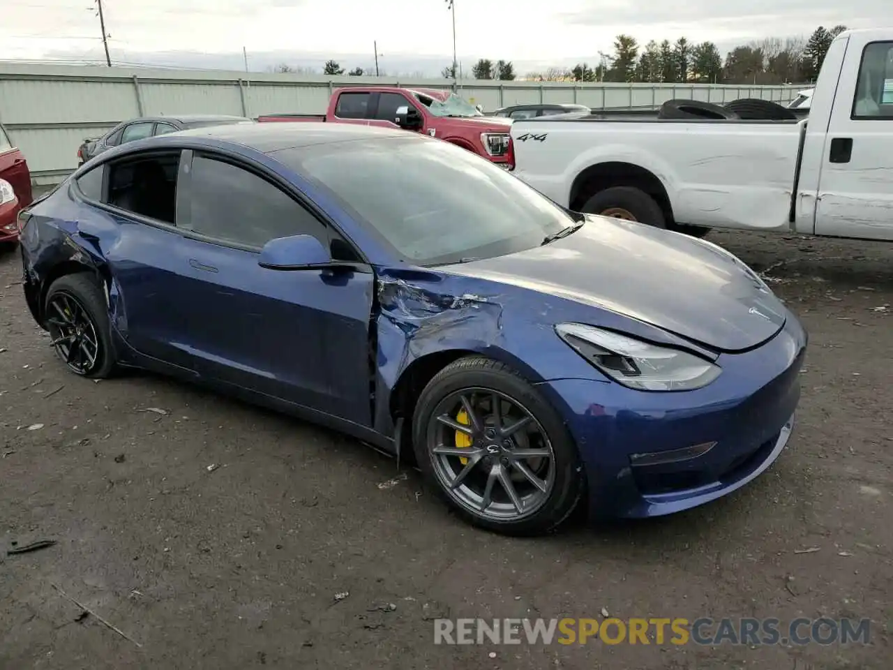 4 Photograph of a damaged car 5YJ3E1EBXMF923821 TESLA MODEL 3 2021