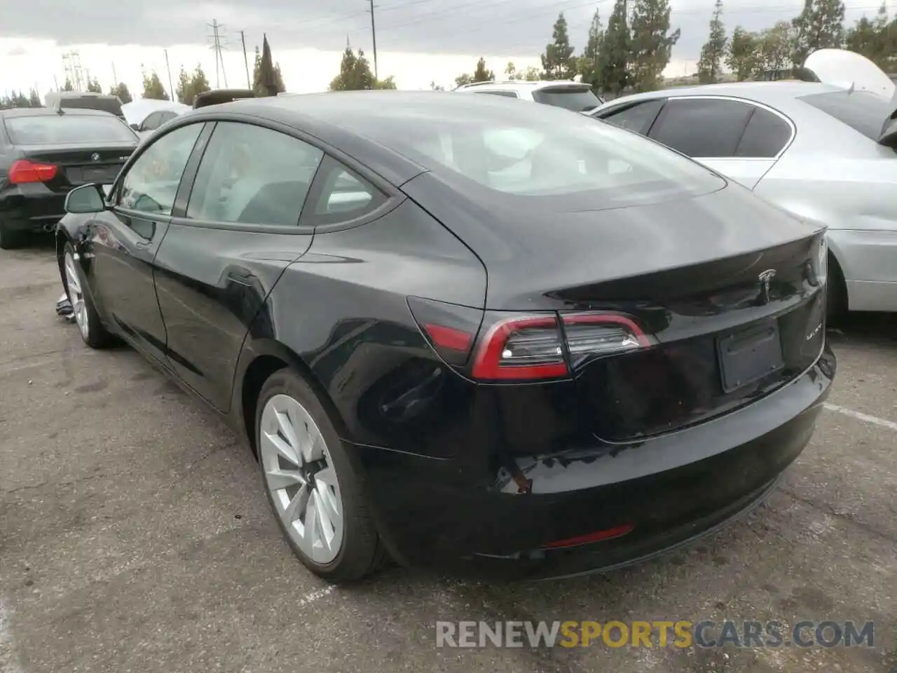 3 Photograph of a damaged car 5YJ3E1EBXMF936004 TESLA MODEL 3 2021