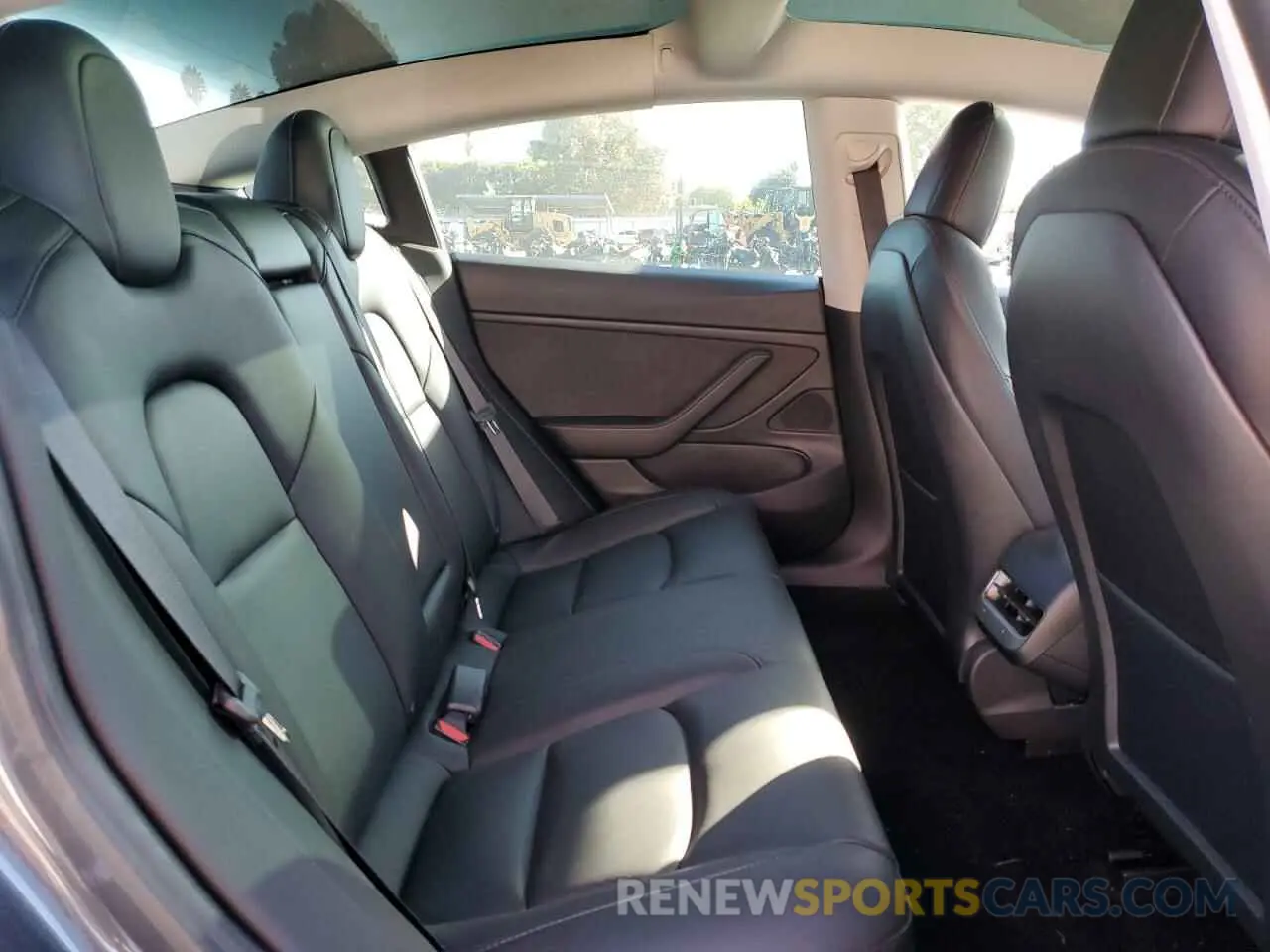 10 Photograph of a damaged car 5YJ3E1EBXMF938271 TESLA MODEL 3 2021