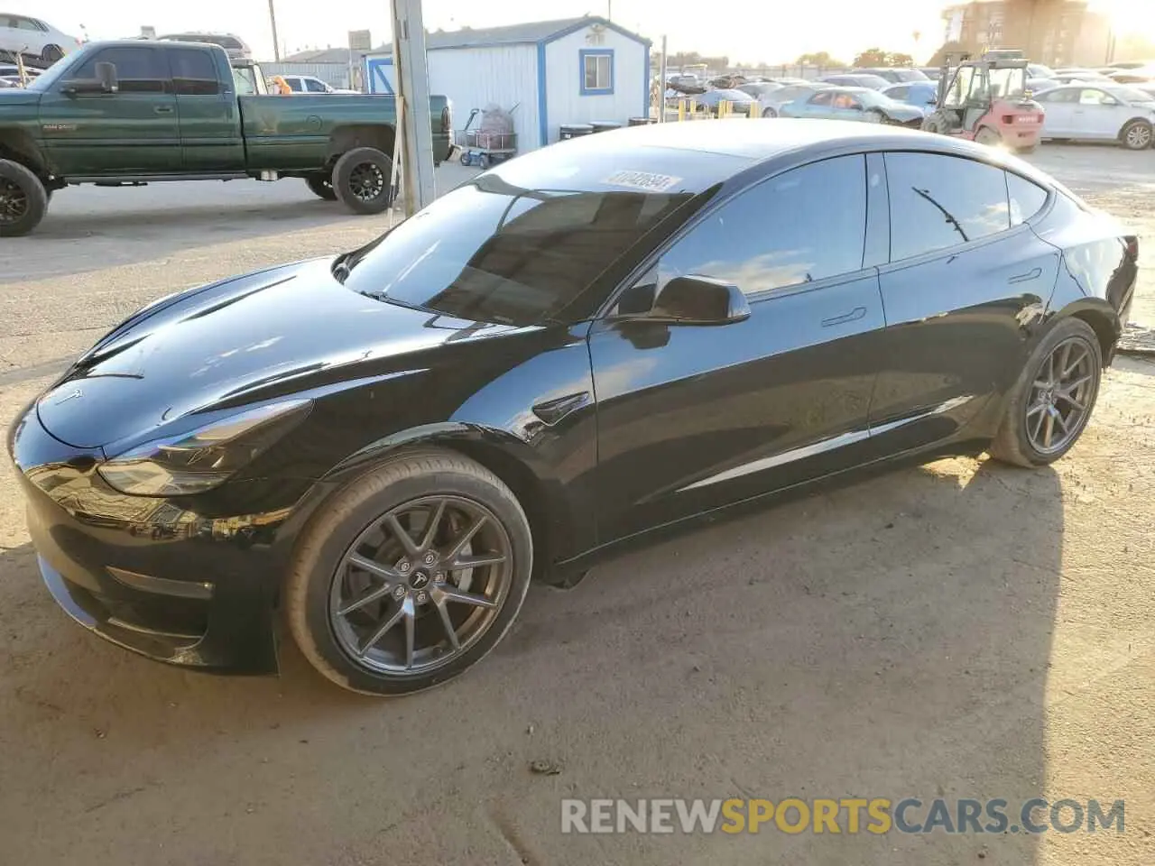 1 Photograph of a damaged car 5YJ3E1EBXMF939100 TESLA MODEL 3 2021