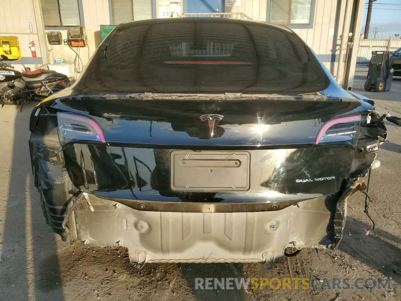 6 Photograph of a damaged car 5YJ3E1EBXMF939100 TESLA MODEL 3 2021
