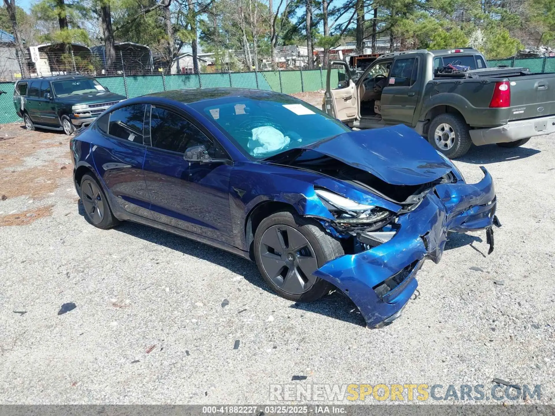 1 Photograph of a damaged car 5YJ3E1EBXMF961145 TESLA MODEL 3 2021