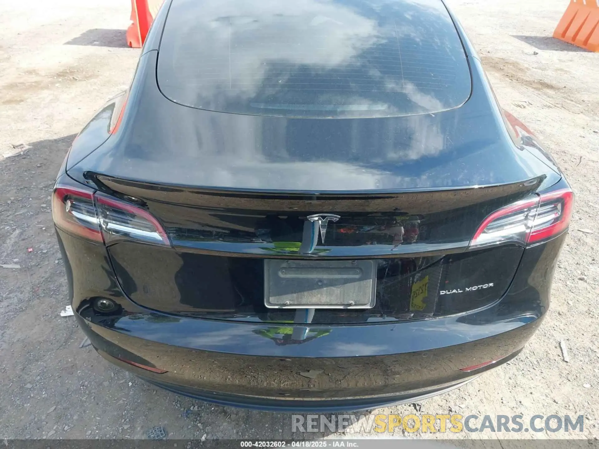 15 Photograph of a damaged car 5YJ3E1EBXMF974946 TESLA MODEL 3 2021