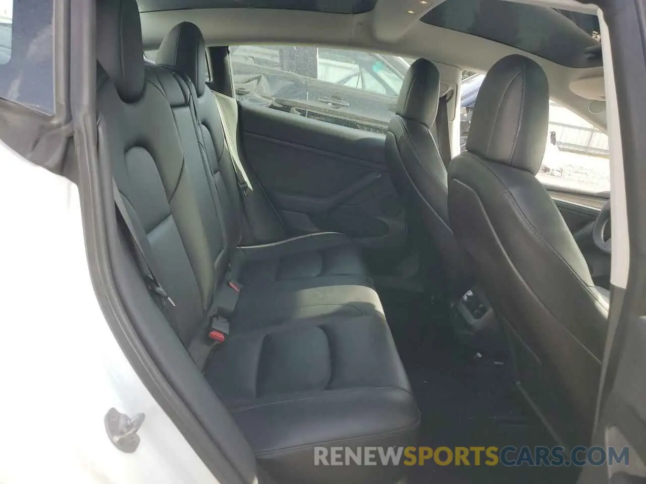 10 Photograph of a damaged car 5YJ3E1EBXMF992279 TESLA MODEL 3 2021