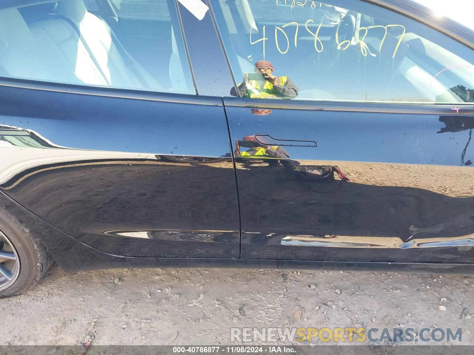 14 Photograph of a damaged car 5YJ3E1EBXMF992833 TESLA MODEL 3 2021