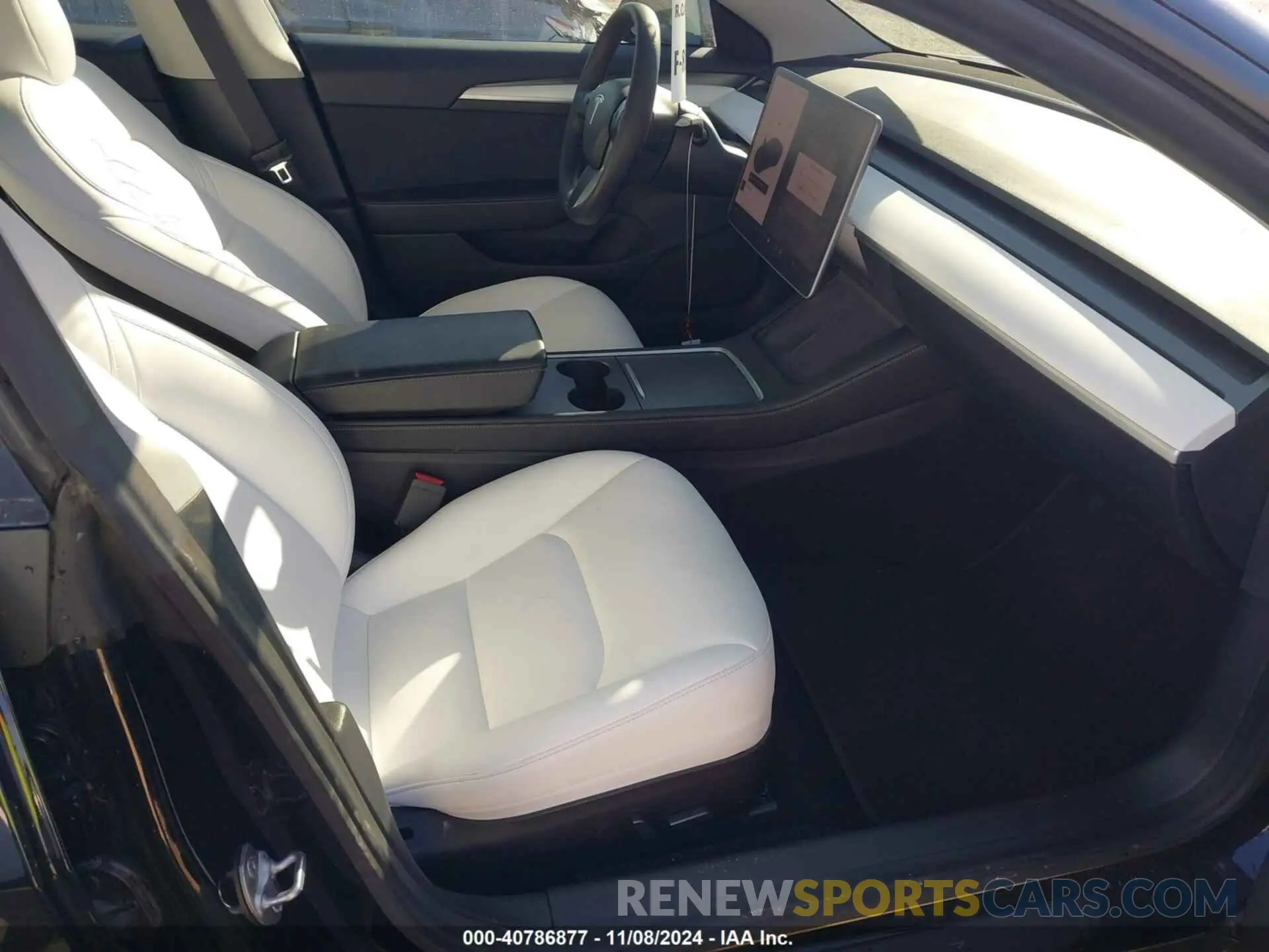 5 Photograph of a damaged car 5YJ3E1EBXMF992833 TESLA MODEL 3 2021