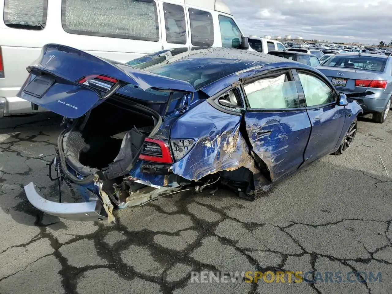 3 Photograph of a damaged car 5YJ3E1EBXMF999443 TESLA MODEL 3 2021