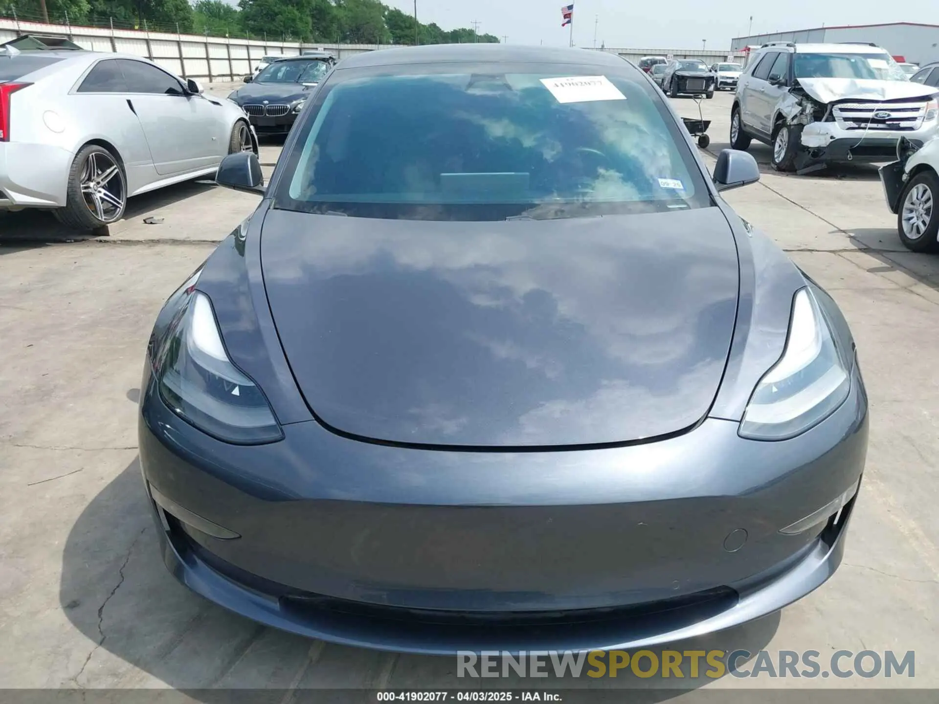 11 Photograph of a damaged car 5YJ3E1EC0MF060343 TESLA MODEL 3 2021