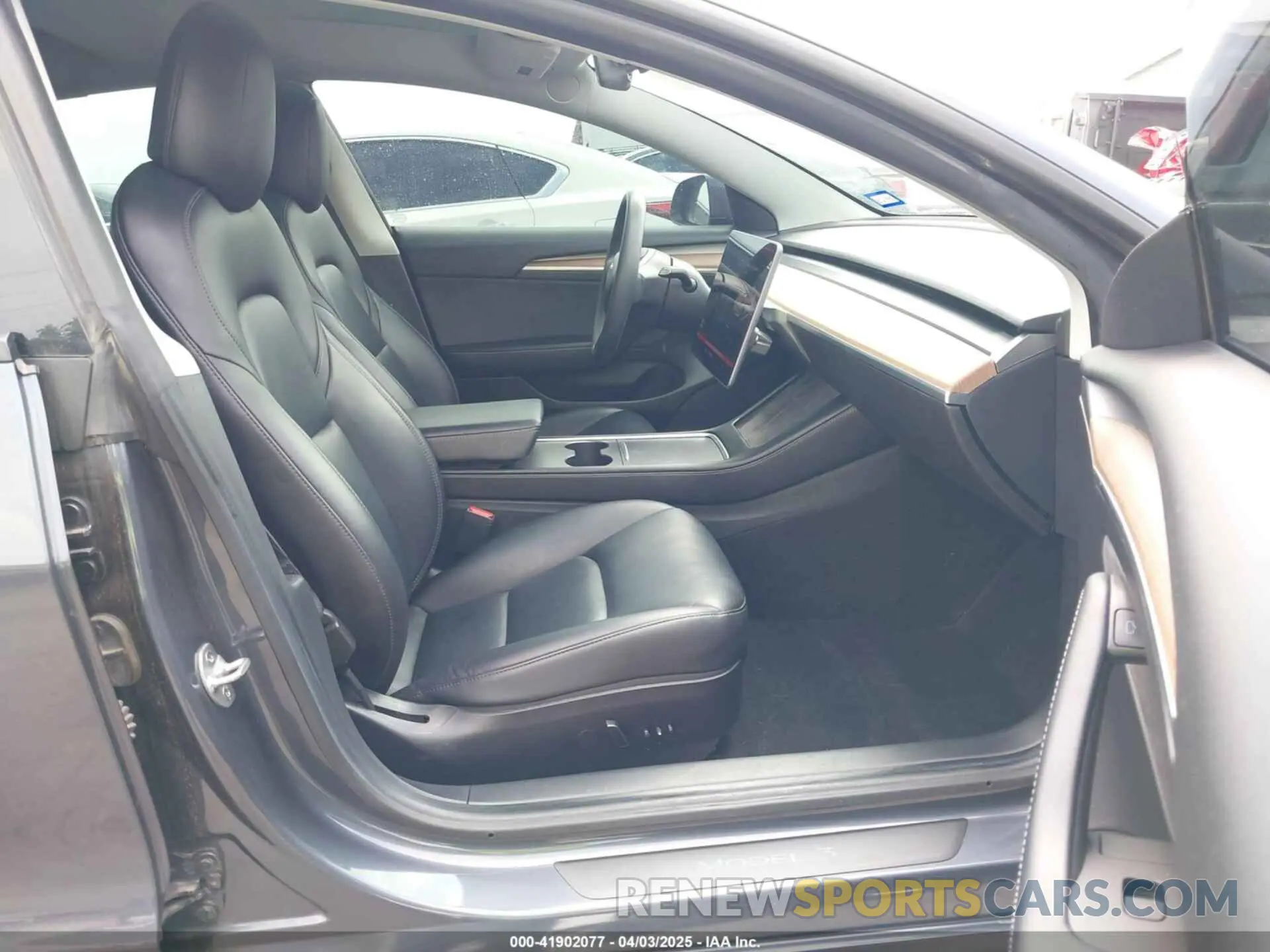 5 Photograph of a damaged car 5YJ3E1EC0MF060343 TESLA MODEL 3 2021
