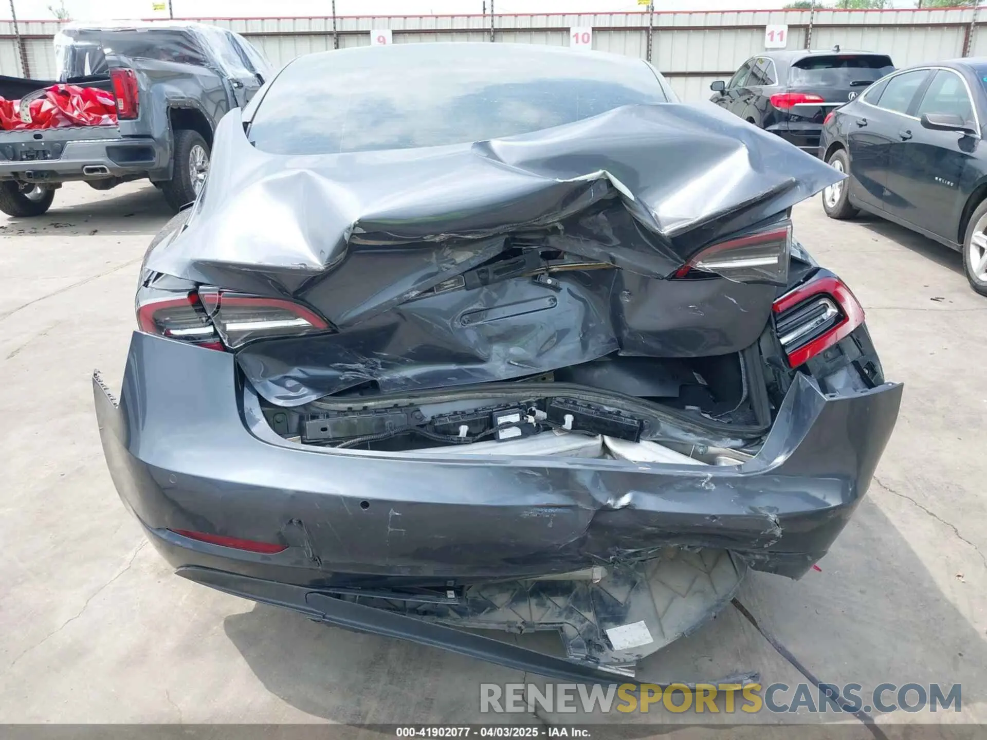 6 Photograph of a damaged car 5YJ3E1EC0MF060343 TESLA MODEL 3 2021